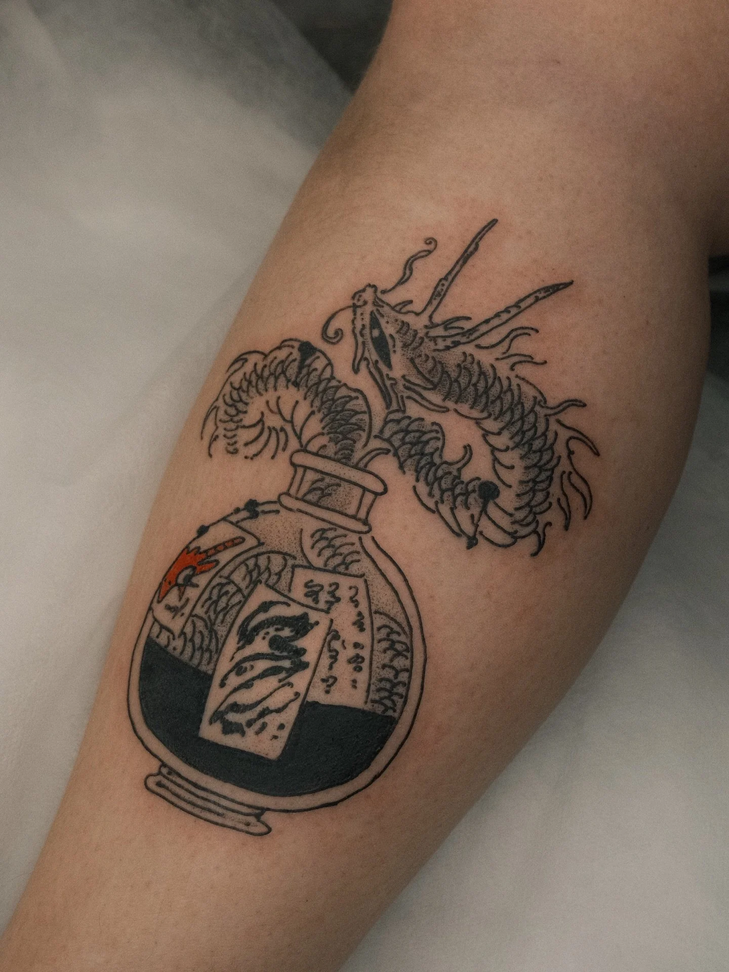 Dragon potion from my flash ^_^

#tokyotattoo #tokyotattoostudio #tokyotattooartist #japantattoo #japantattooartist
