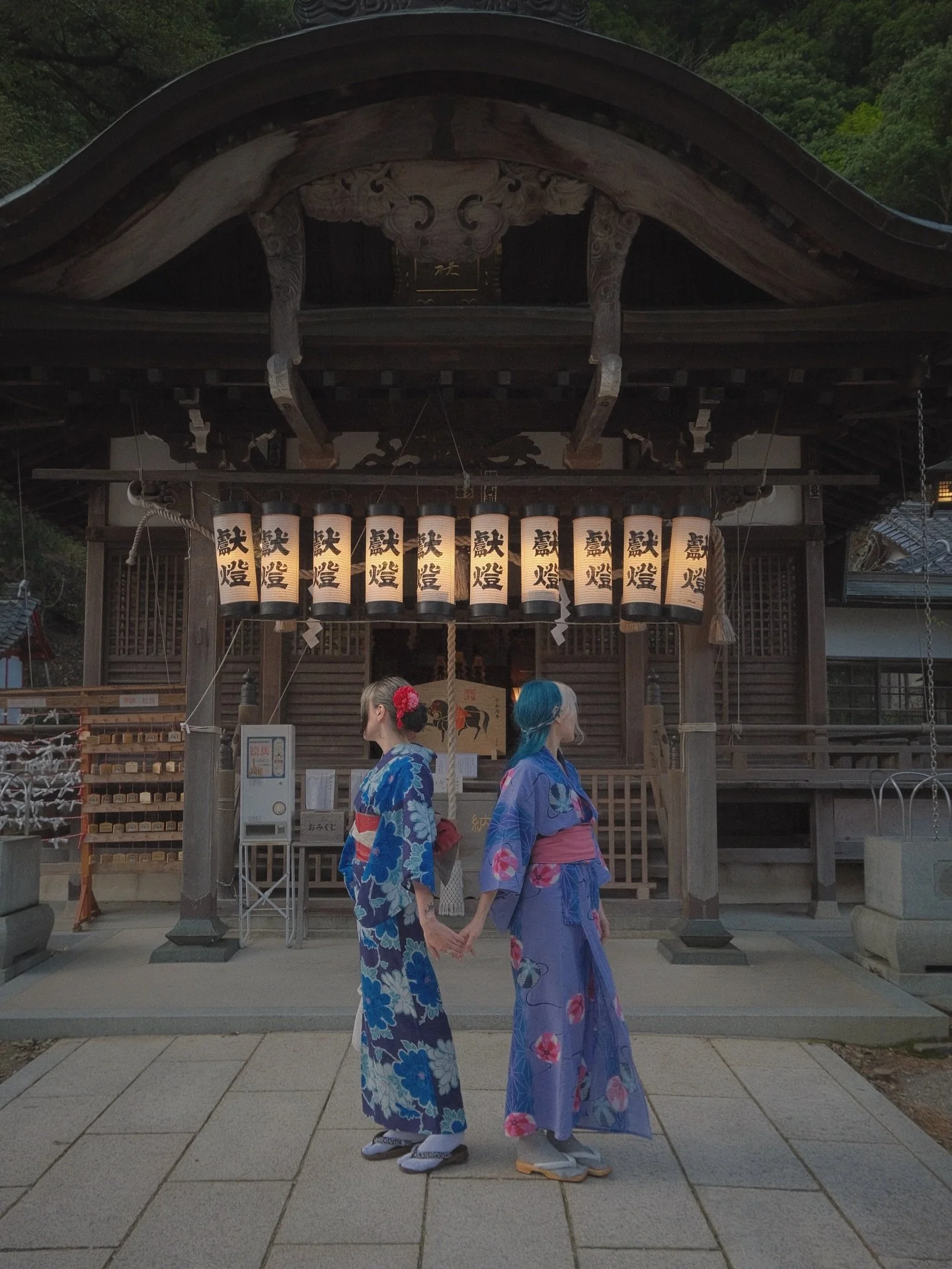 Spring break at Kinosaki Onsen with @awaystland and a few tea breaks along the way ^_^ I am also bringing some tea for my clients to try from Uji, please let me know in advance if you would like to try!