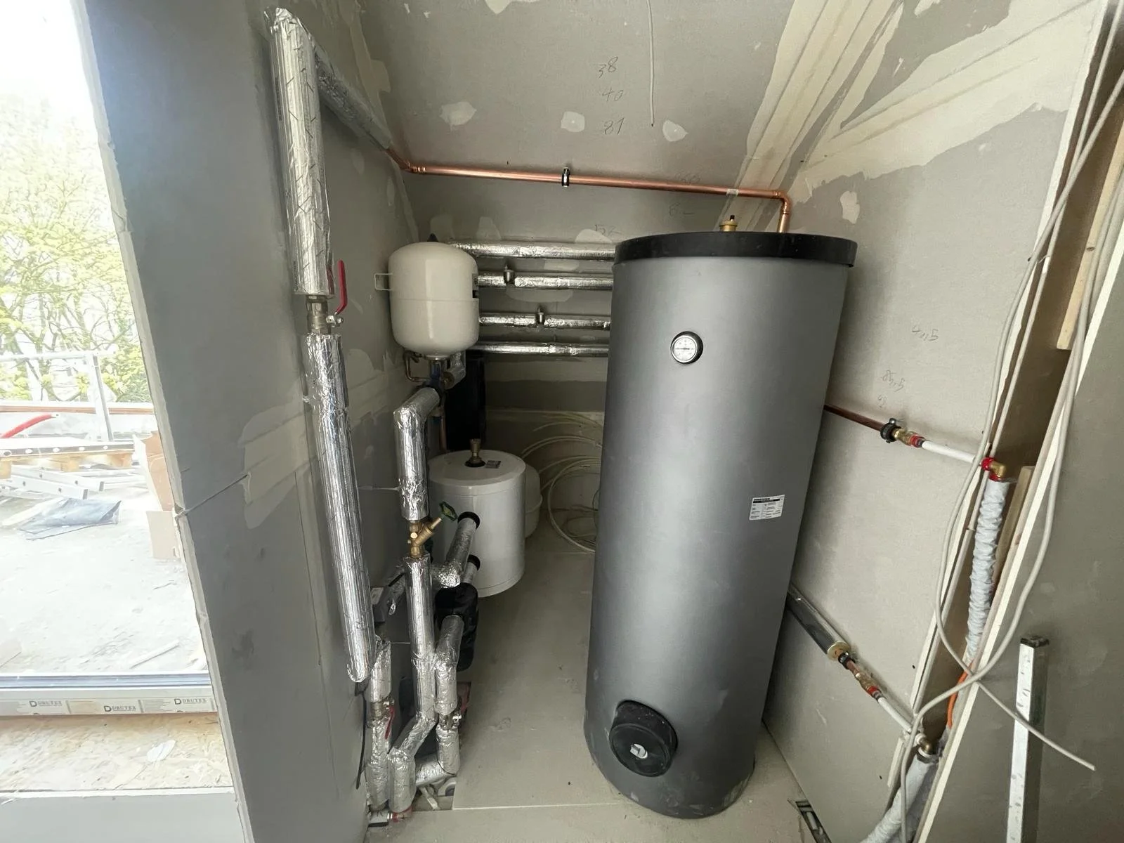 WhatsApp Image 2026-03-04 at 00.22.27 (1).jpeg