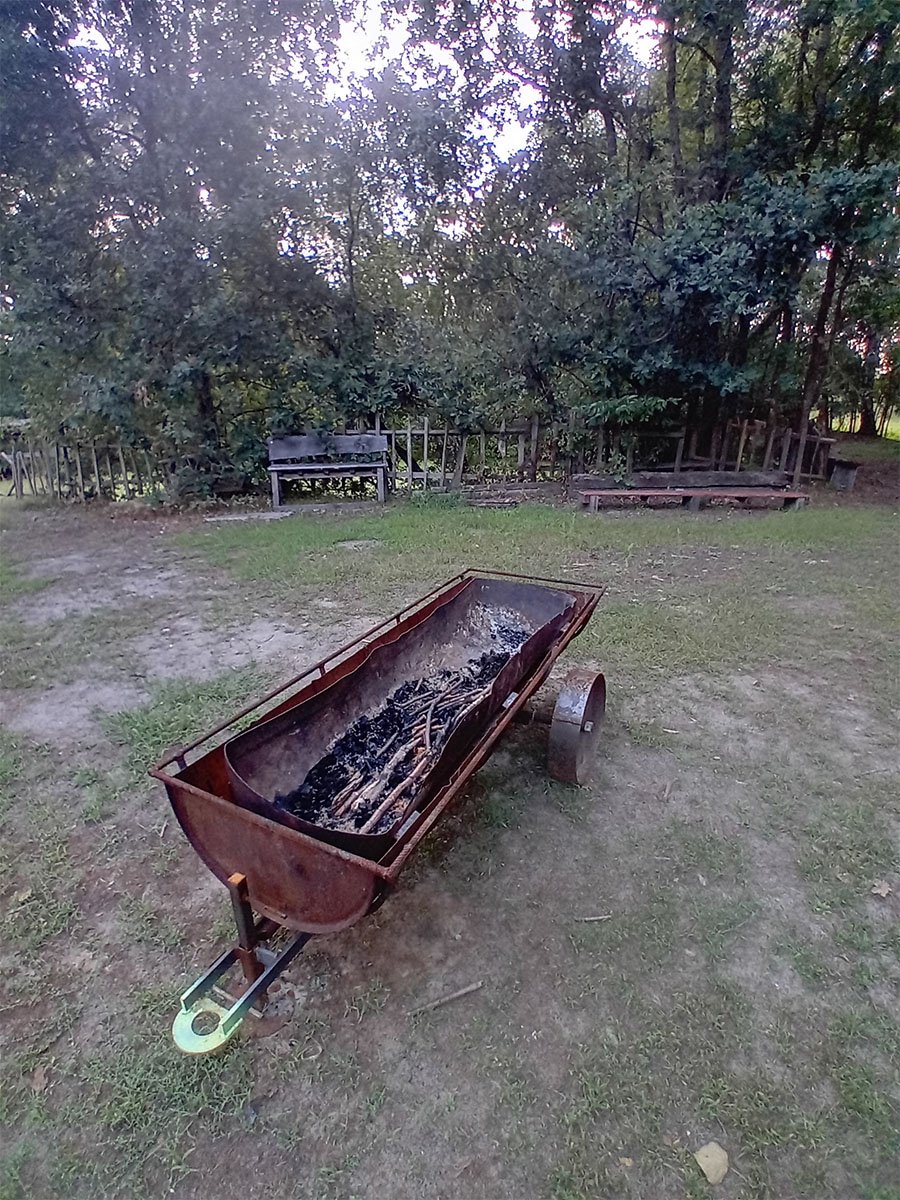 camper-solo-experience-bij-het-kampvuur.jpg