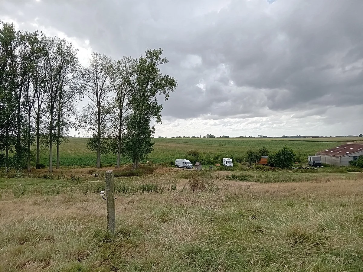 Camperovernachting Henegouwen.jpg