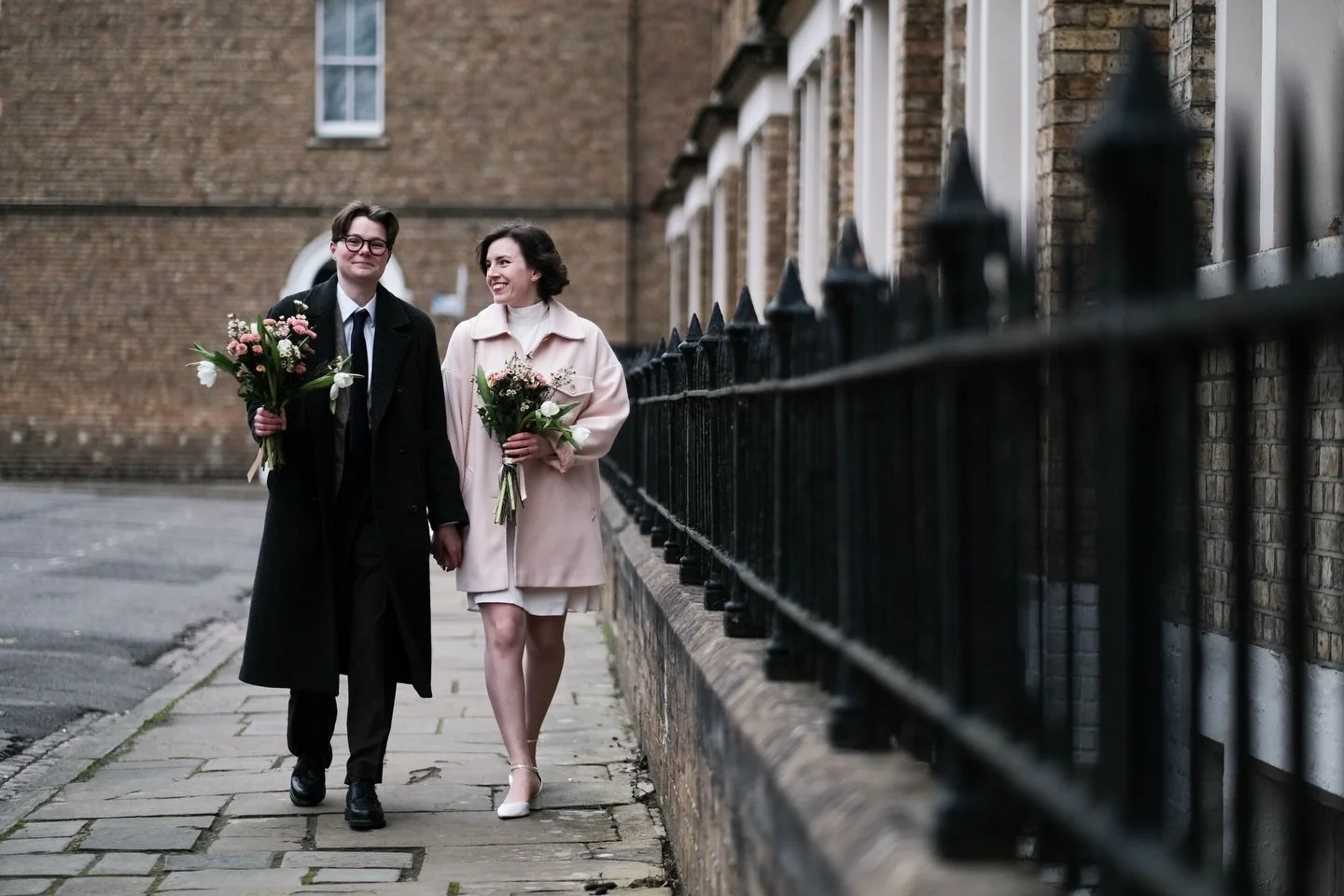 Absolutely loved spending time with this couple on their wedding day in Oxford last week. 
I met with them at the registration office in Oxford where the formalities took place with an intimate gathering of family. After which we took a walk into Oxf
