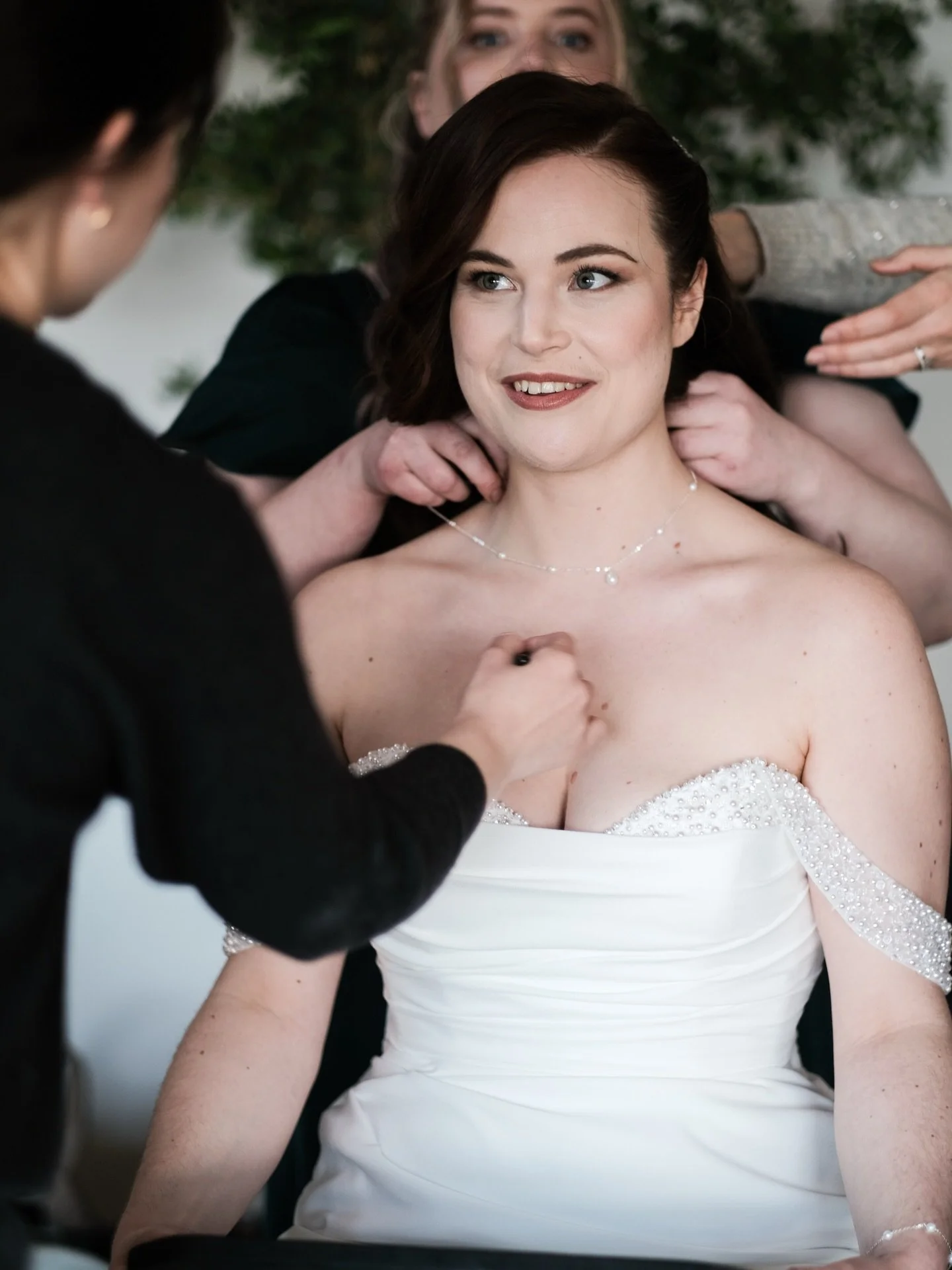 Final stages of the bridal preparations at @strattoncourtbarn in Oxfordshire. 

I deliver ALL photographs as jpegs as they come straight from the camera. Everything delivered, nothing held back. The simplicity of my wedding photography package means 