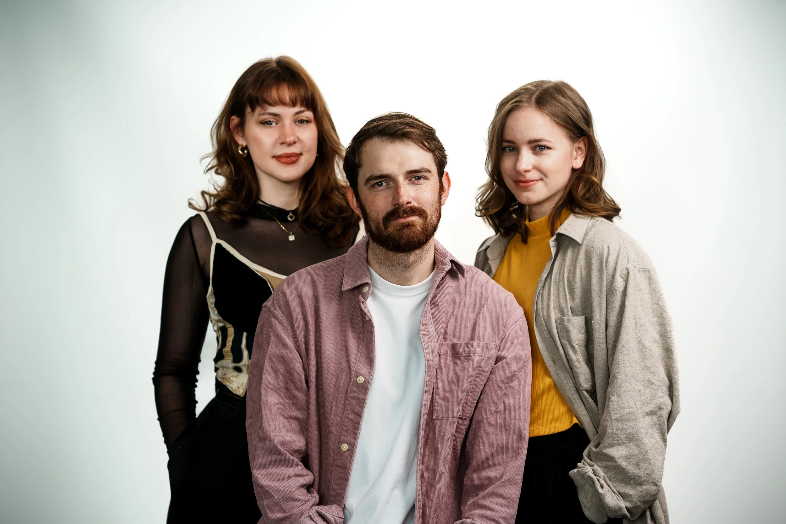 Das Drehbuchkollektiv Fassung Drei, bestehend aus Jana Forkel, Alexander Schmid und Sophie Dittmer