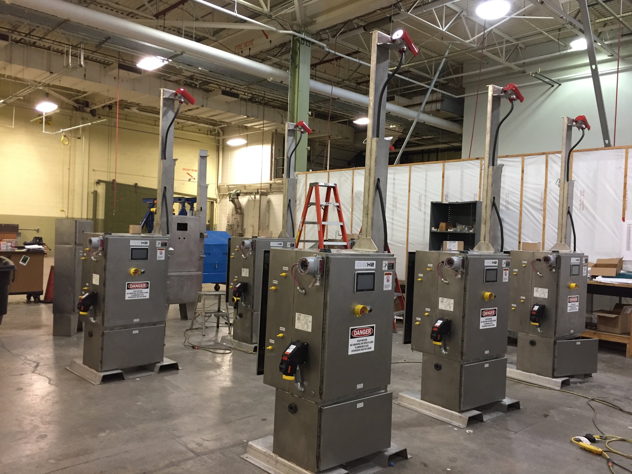 Headwaters participates in high pressure standards committee work such as HPIT 2 for industrial hydrogen dispensers