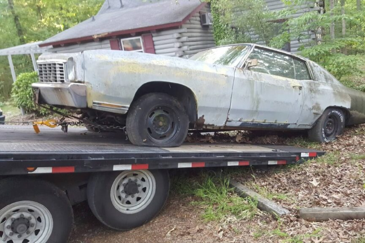 Why Junk Car Removal Services Are Hassle Free
