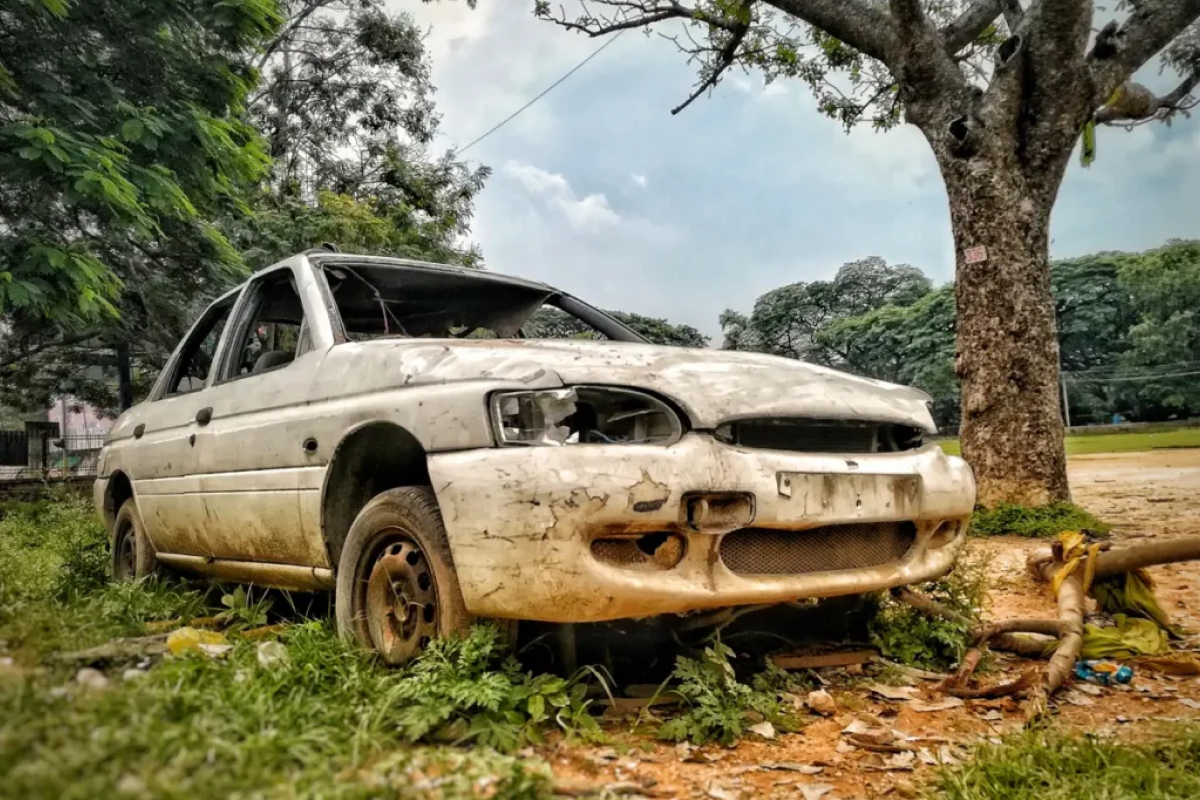 How Milwaukee Scrap Metal Prices Affect Junk Car Values