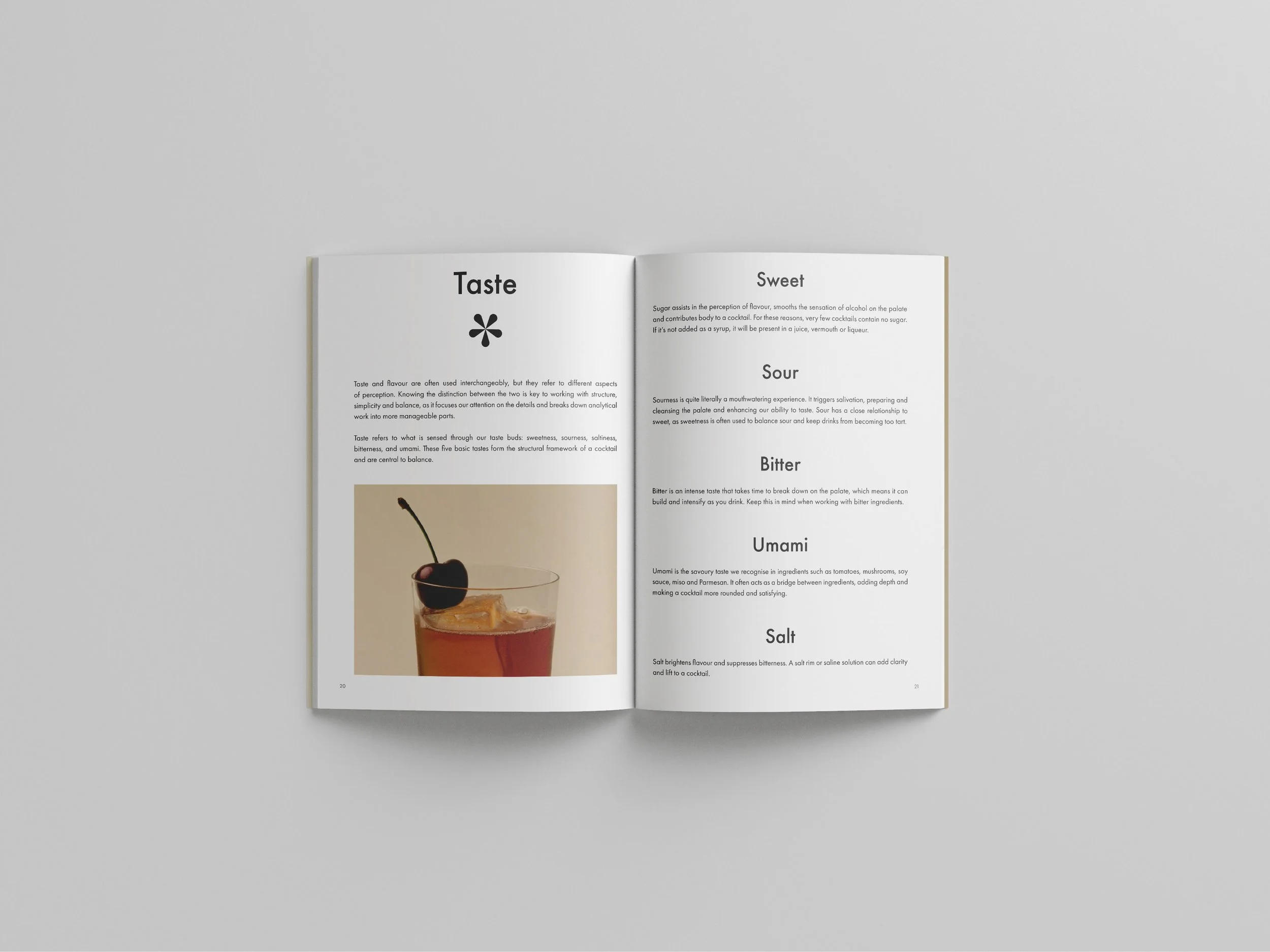 Mise en page des 5 saveurs fondamentales avec pictogrammes personnalisés et photographie de cocktail.