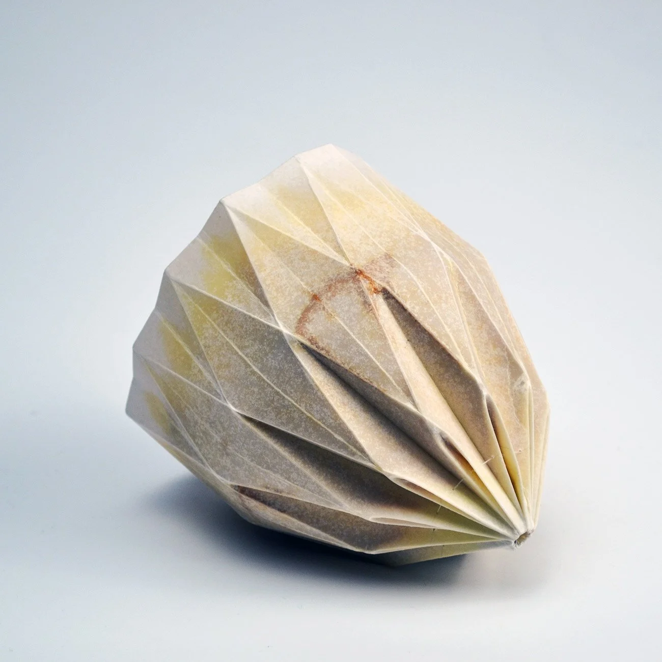 Brioche format familial dans son moule allongé en papier plié.