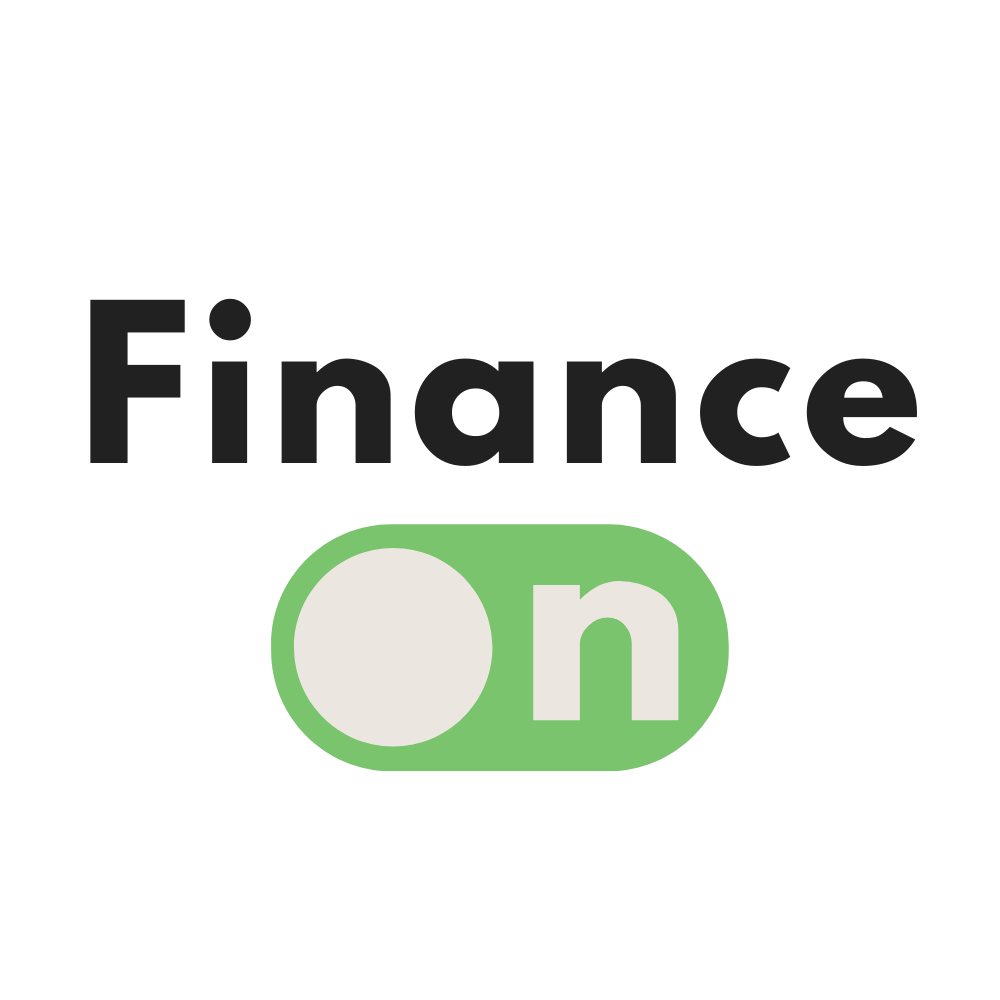 Logo von Finance On mit der Schrift 'Finance on' und einem grünen Button mit einem weißen Kreis und der Buchstabe 'n'.