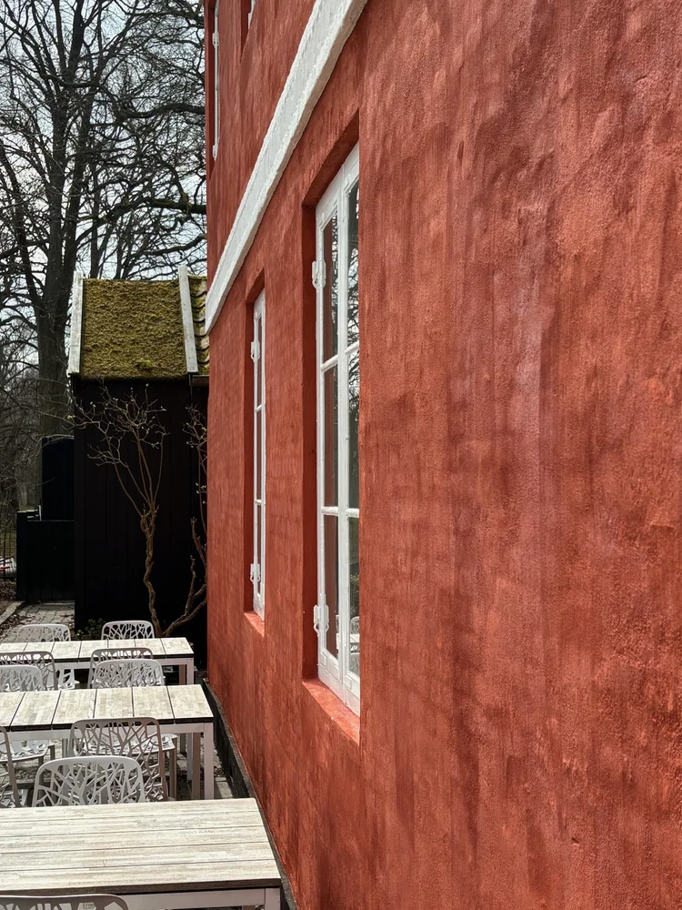 Den Røde Cottage | Frokost og selskab i naturskønne omgivelser
