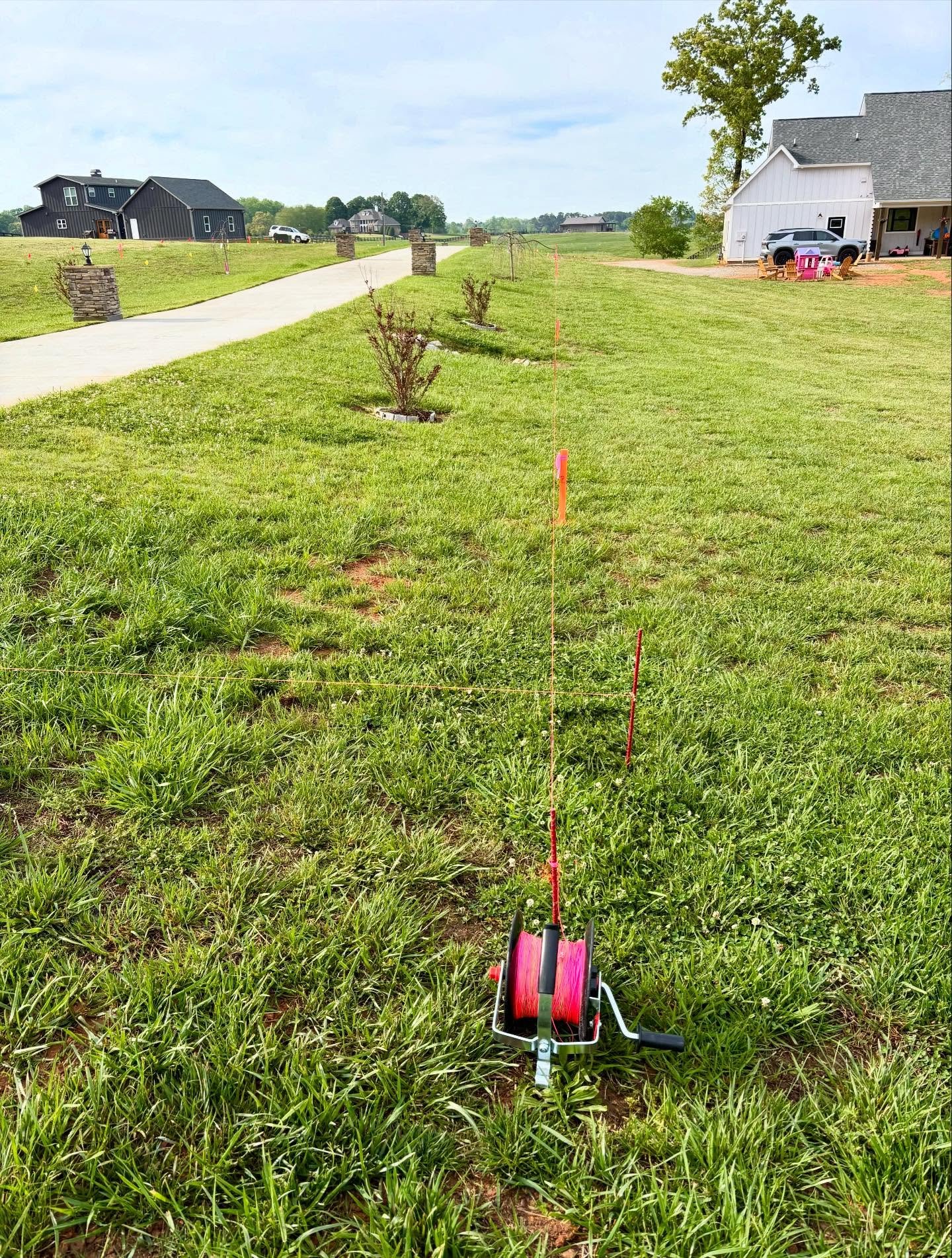 1,000 LF of Cross-buck fencing going up in Clermont today! Call or text 706-973-8126 to schedule your free quote or visit our website www.faithlinefenceco.com and fill out a submission form. 
&bull;
&bull;
#faithlinefenceco #fenceinstallation  #homei