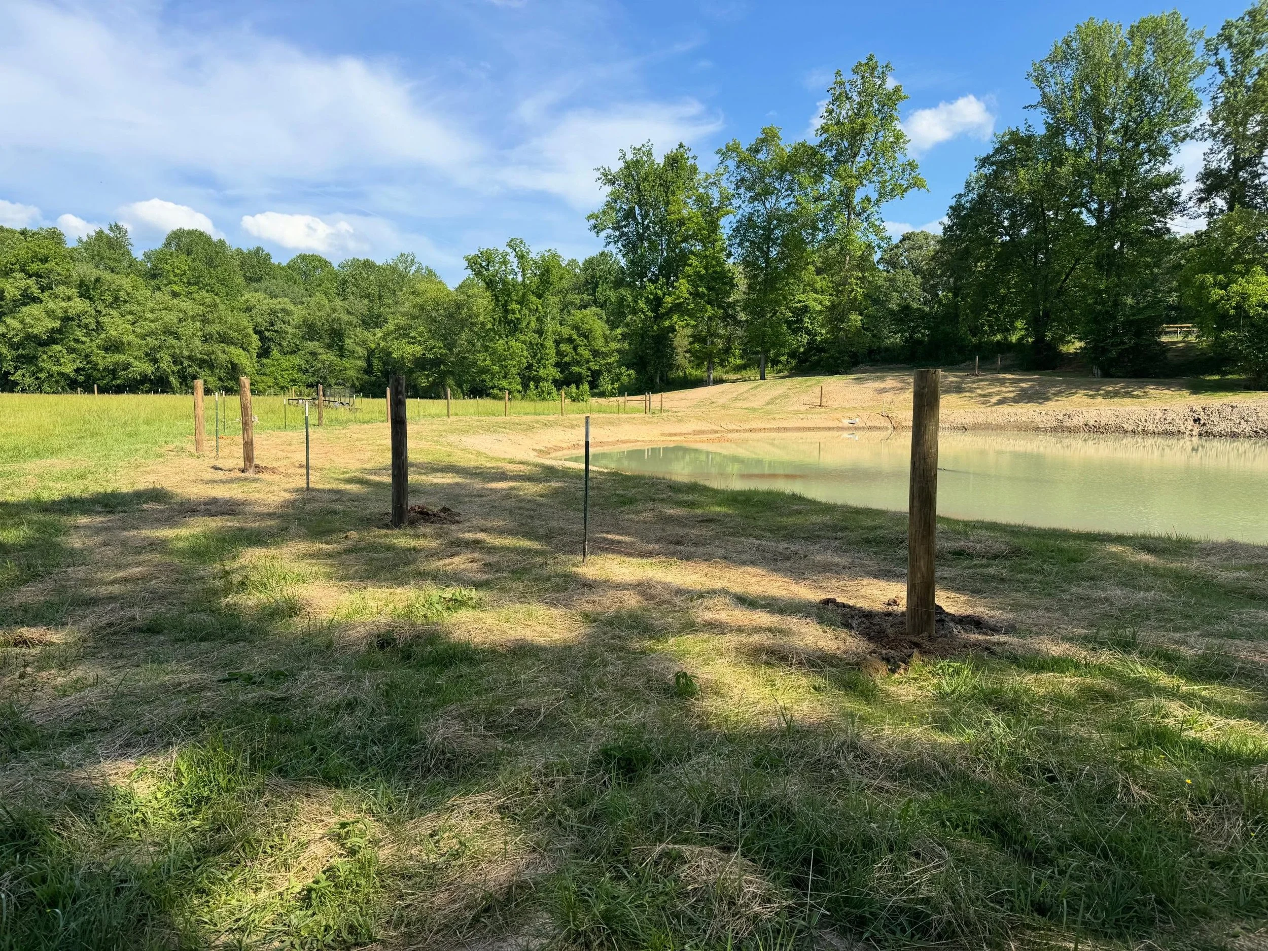 Back out on the farm this week in #dawsonville! We added some extra work to this project, but are excited to see the finished product and cows out in the pasture! 
Need livestock fencing? We&rsquo;ve got you covered! Call or text 706-973-8126 or visi