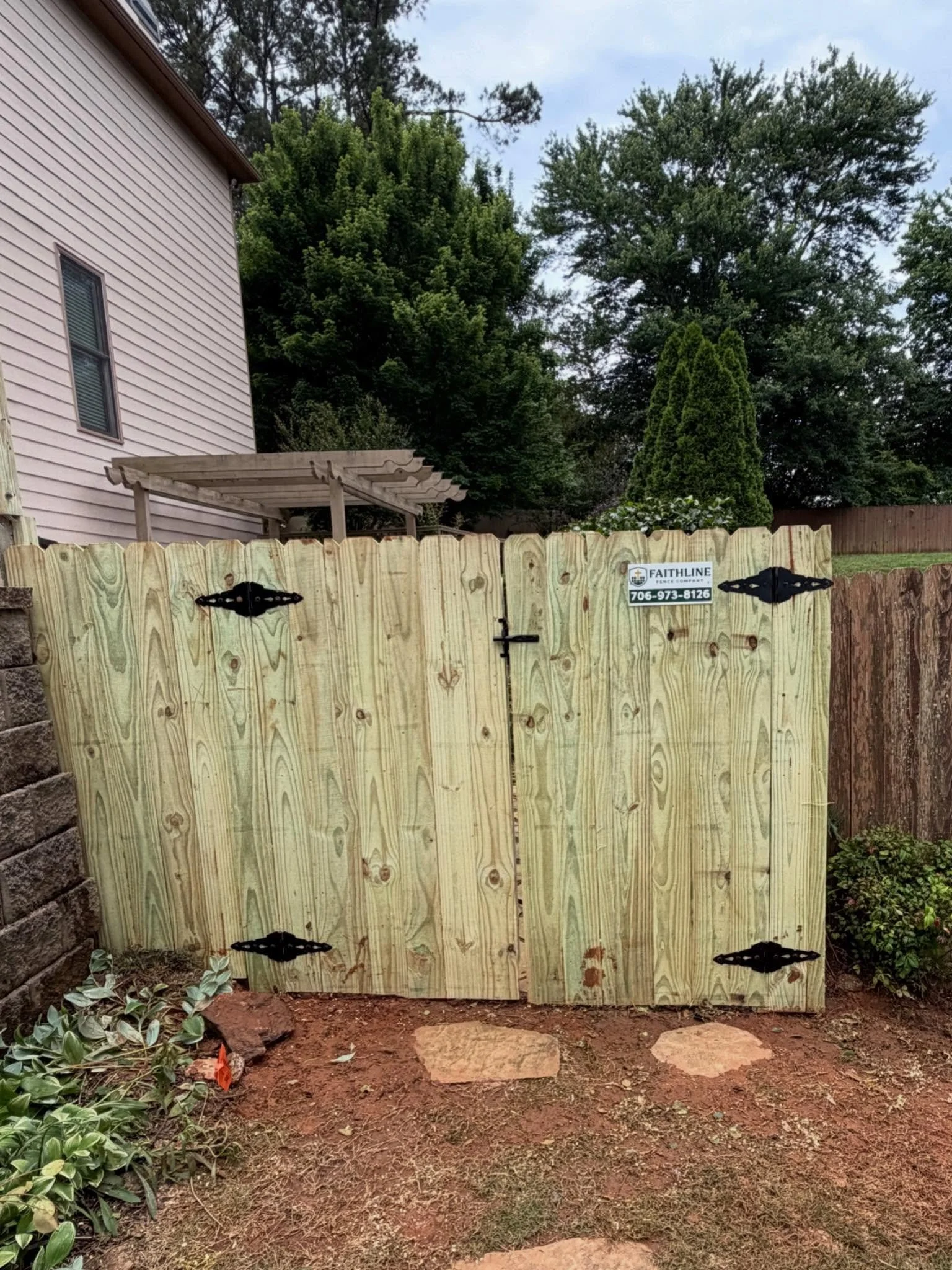 Built to provide security, privacy, and a clean look that complements any home. Another job complete, another happy homeowner! Give us a call or send us a message for a free estimate. 706-973-8126
&bull;
#fence #privacyfence #homeimprovement #northge