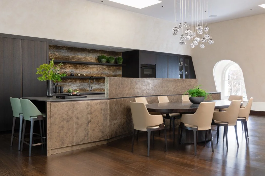 Kitchen design, bespoke, tailor made, high end, luxury design, decoration, furniture sourcing, Interior design, interior decoration, architecte d'intérieur, decoratrice, Provence, London.