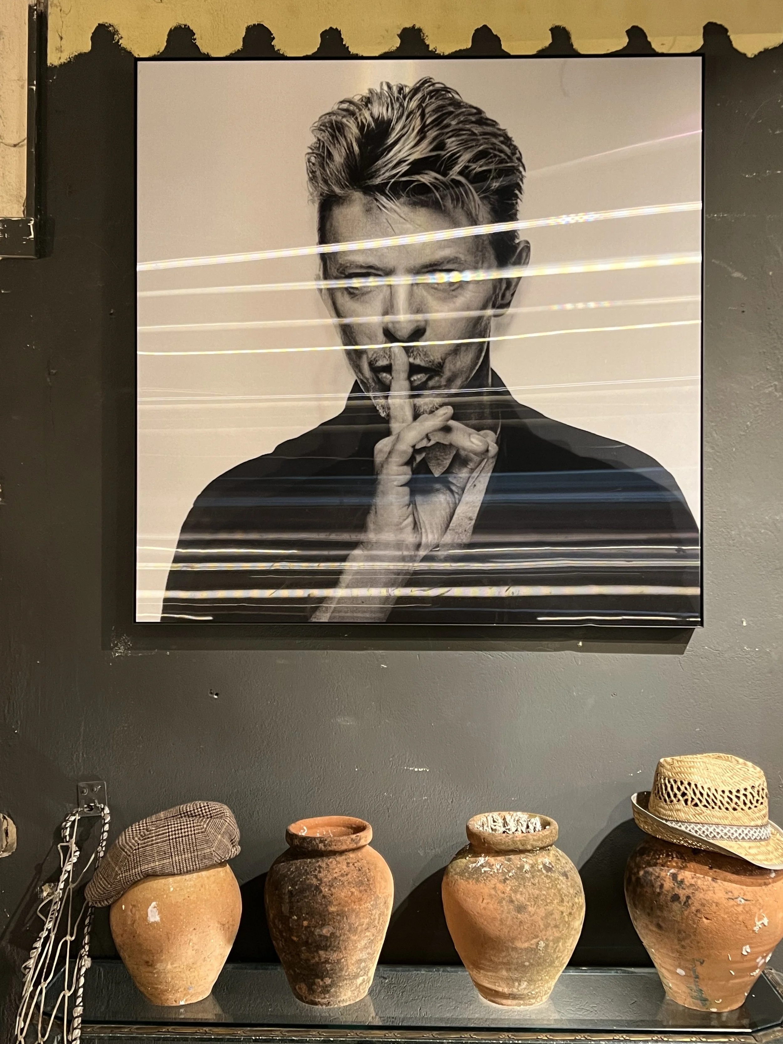 antique gallery in isle sur la sorgue