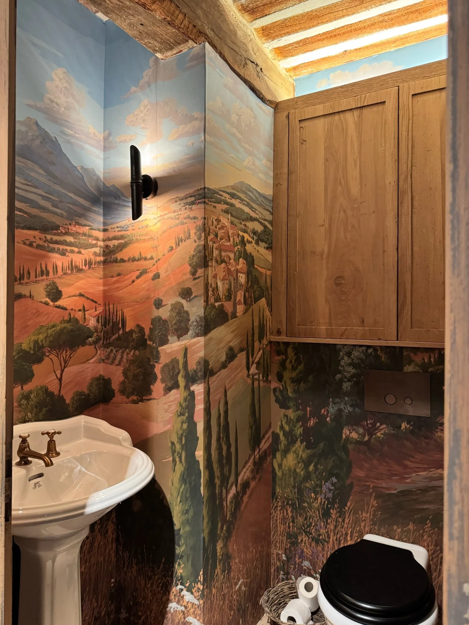 Bathroom design, Bespoke joinery, traditional detailing, made to order, designer, interior design, furniture, rustic, colours, luxury, high end, Provencal interior, interior design, decoration, decoratrice d'interierieur