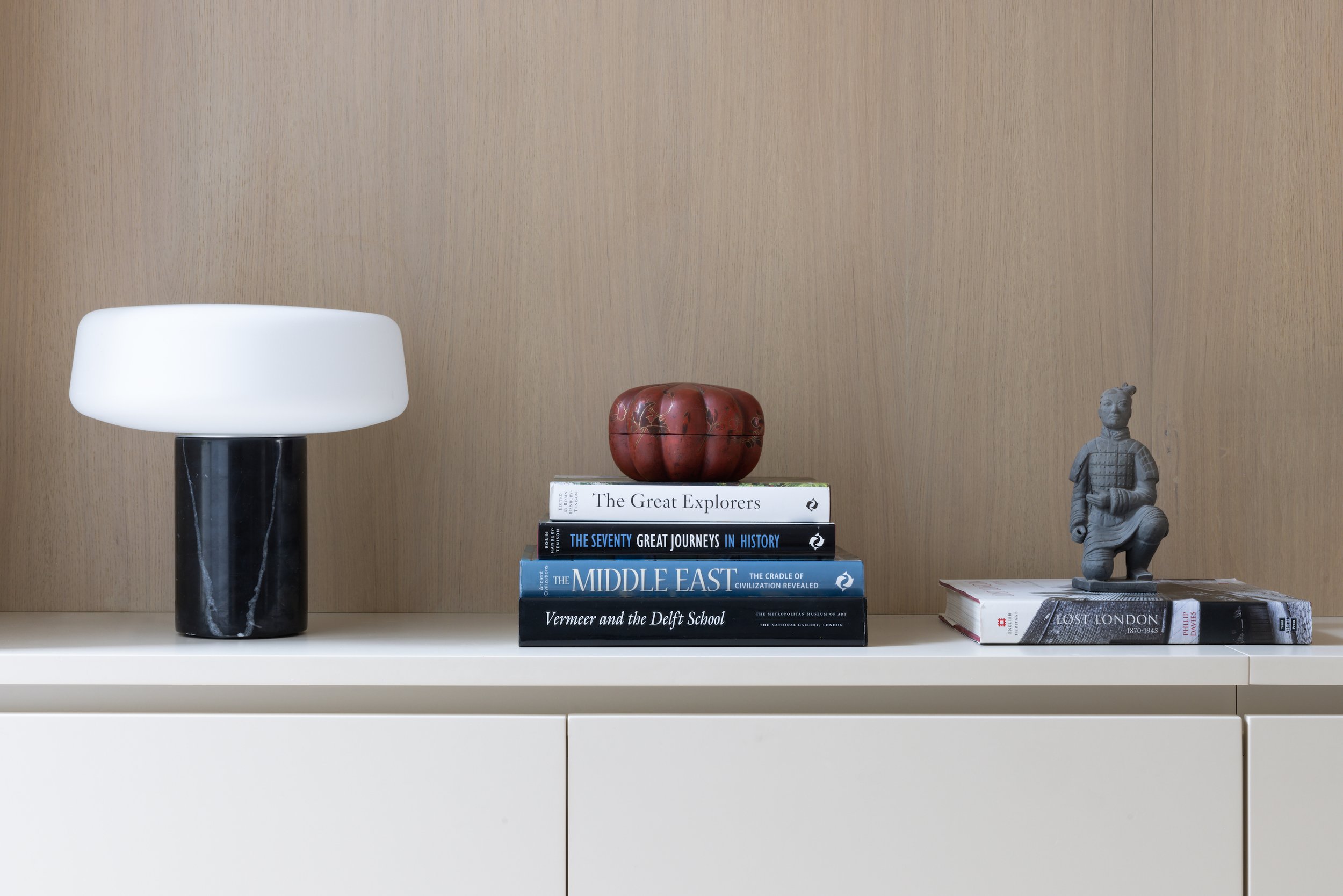 Designing with antiques, family heirlooms, clean lines, natural materials, classic contemporary, eclectic, interior designer, decoration, living room design