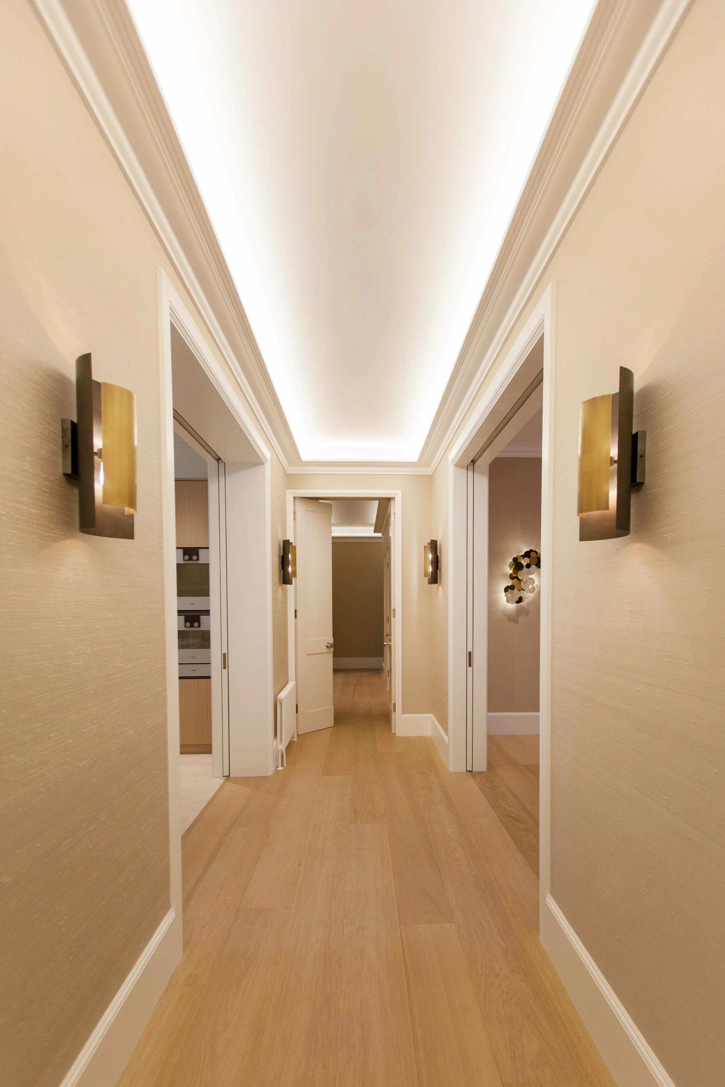 High end, luxury design, decoration, furniture sourcing, Interior design, interior decoration, architecte d'intérieur, decoratrice, Provence, London, timeless, elegant interior, classic contemporary, natural, neutral, handmade, bespoke