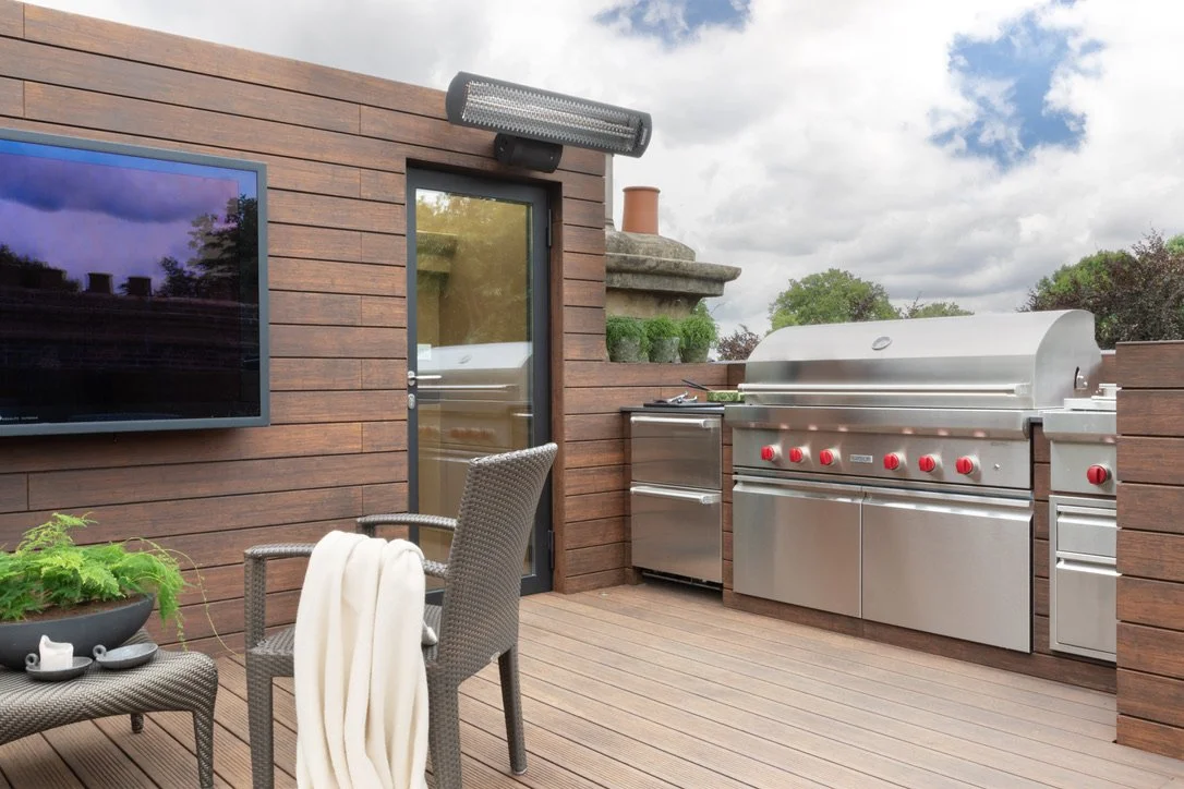 Roof top design, outdoor kitchen, penthouse,  high end, luxury design, decoration, furniture sourcing, Interior design, interior decoration, architecte d'intérieur, decoratrice, Provence, London