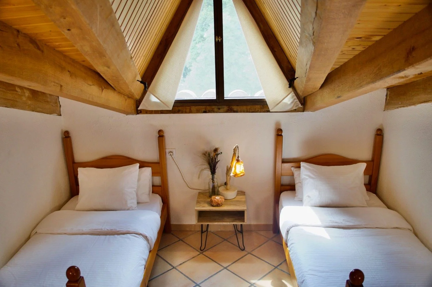The Venue – Amara Valley, Spain