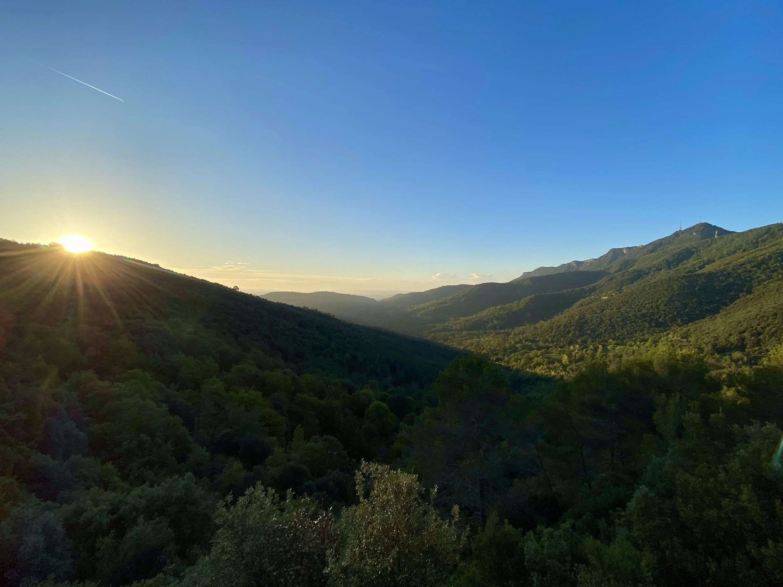 Vall-de-Biert-drone_amara_valley_spain_retreat.jpg