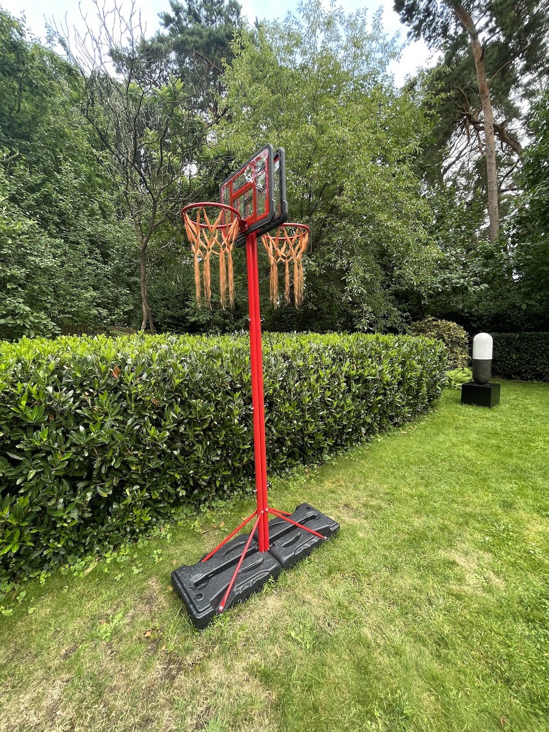 jule-tabea-martin-Cage-Game- (Hyperfemininity II)-exhibition-berlin-2-2023.jpeg