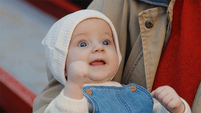 OLD-SPICE_FOOTBALL_030-gif4-sml.gif