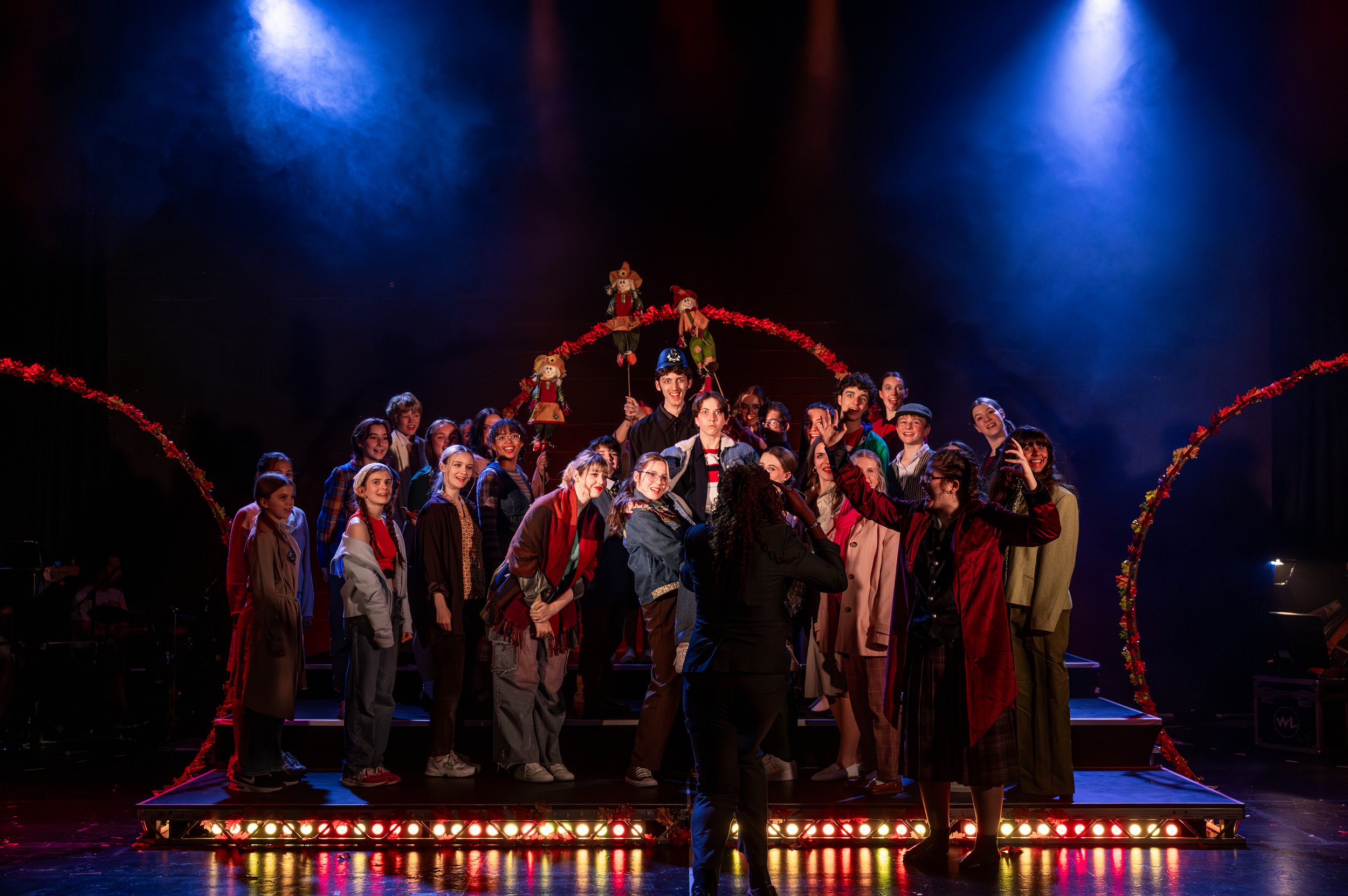 Cast of Theo in Between performing on stage at Leeds Carriageworks Theatre, photo by Cian O'Ráin