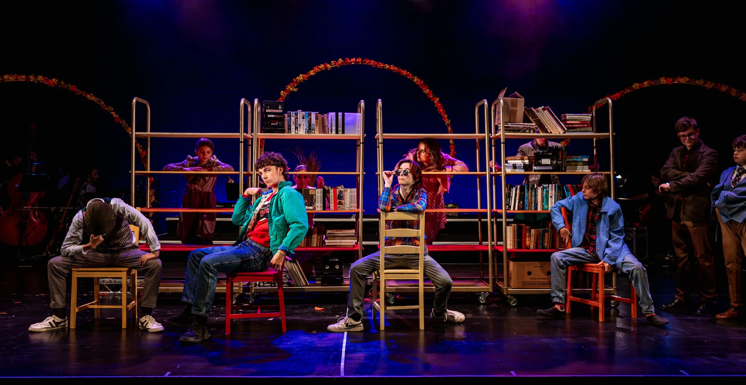 Scene from Theo in Between at Leeds Carriageworks Theatre, photo by Cian O'Ráin