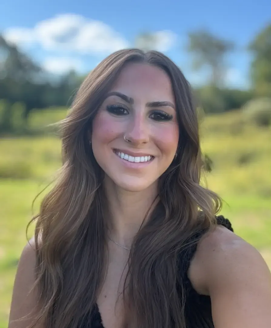 Gwenyth works with college/graduate students and young adults navigating anxiety, depression, trauma, life transitions, ADHD, and career or academic challenges.
