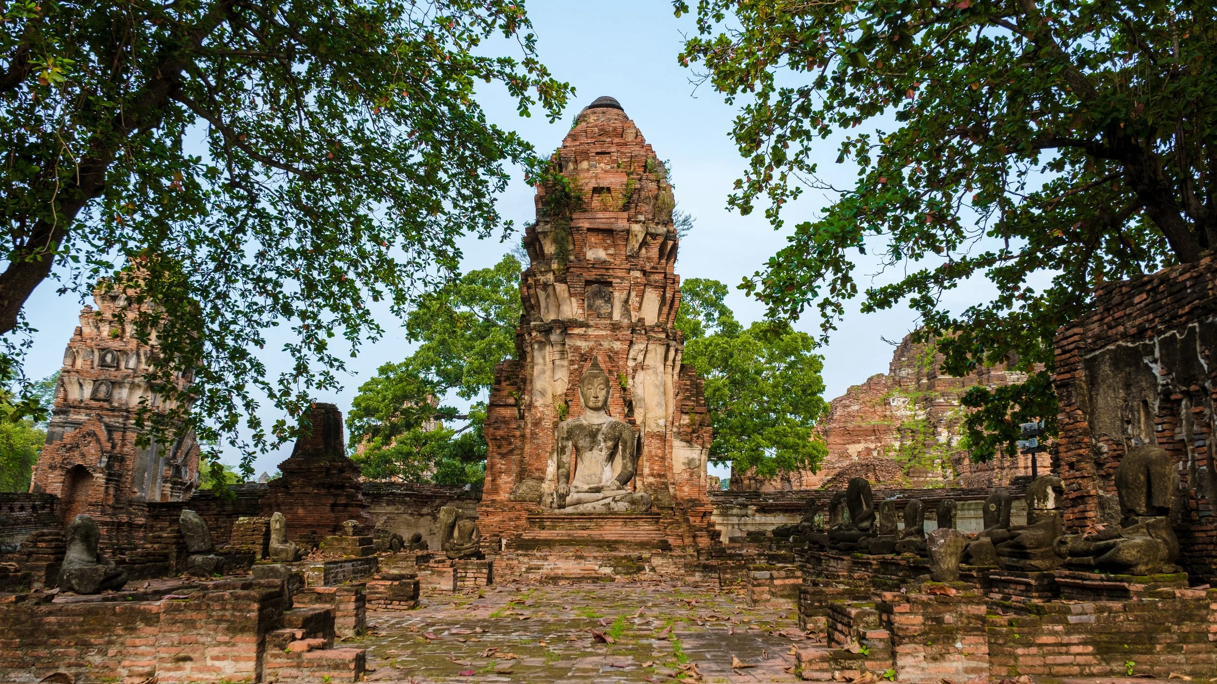 ayutthaya-thailand-at-wat-mahathat-temple-stupa-2025-01-08-03-40-05-utc.jpg