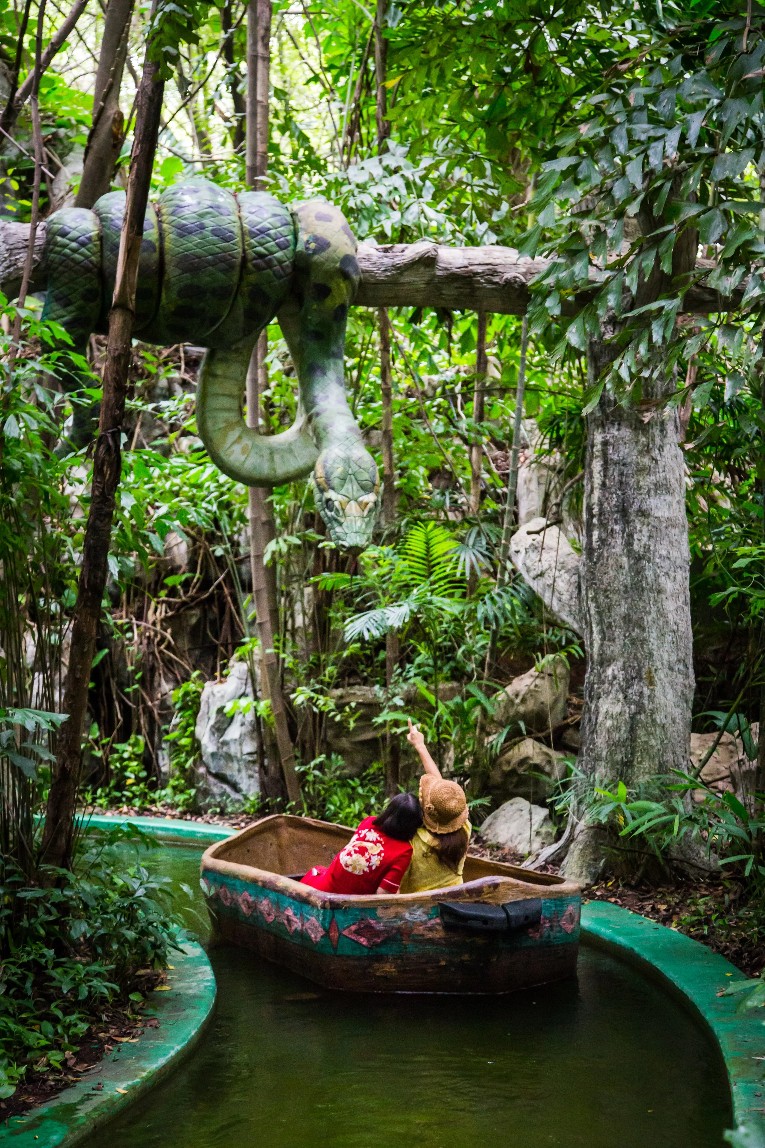 River Safari_03.jpg
