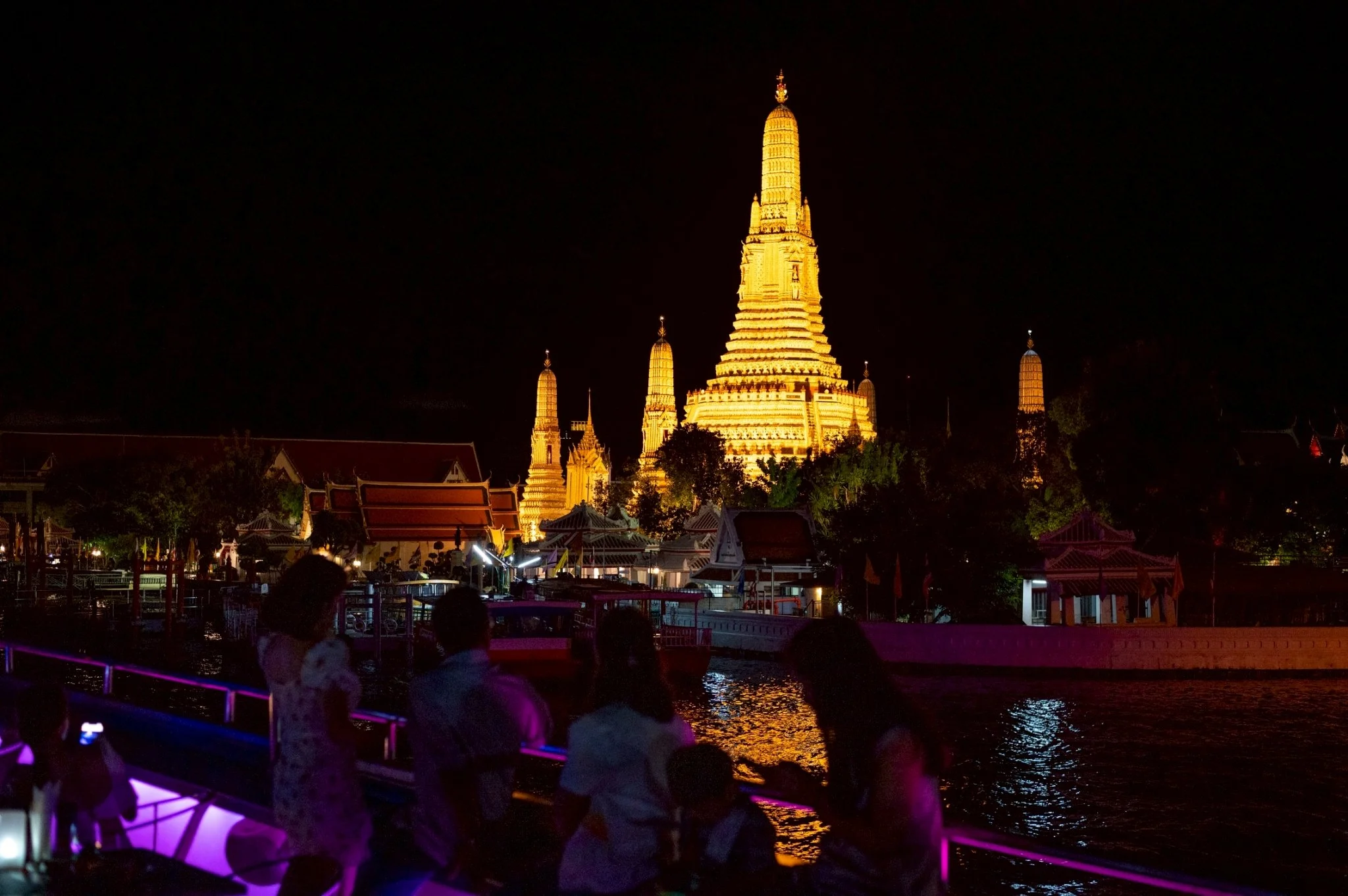 Wat Arun.jpg