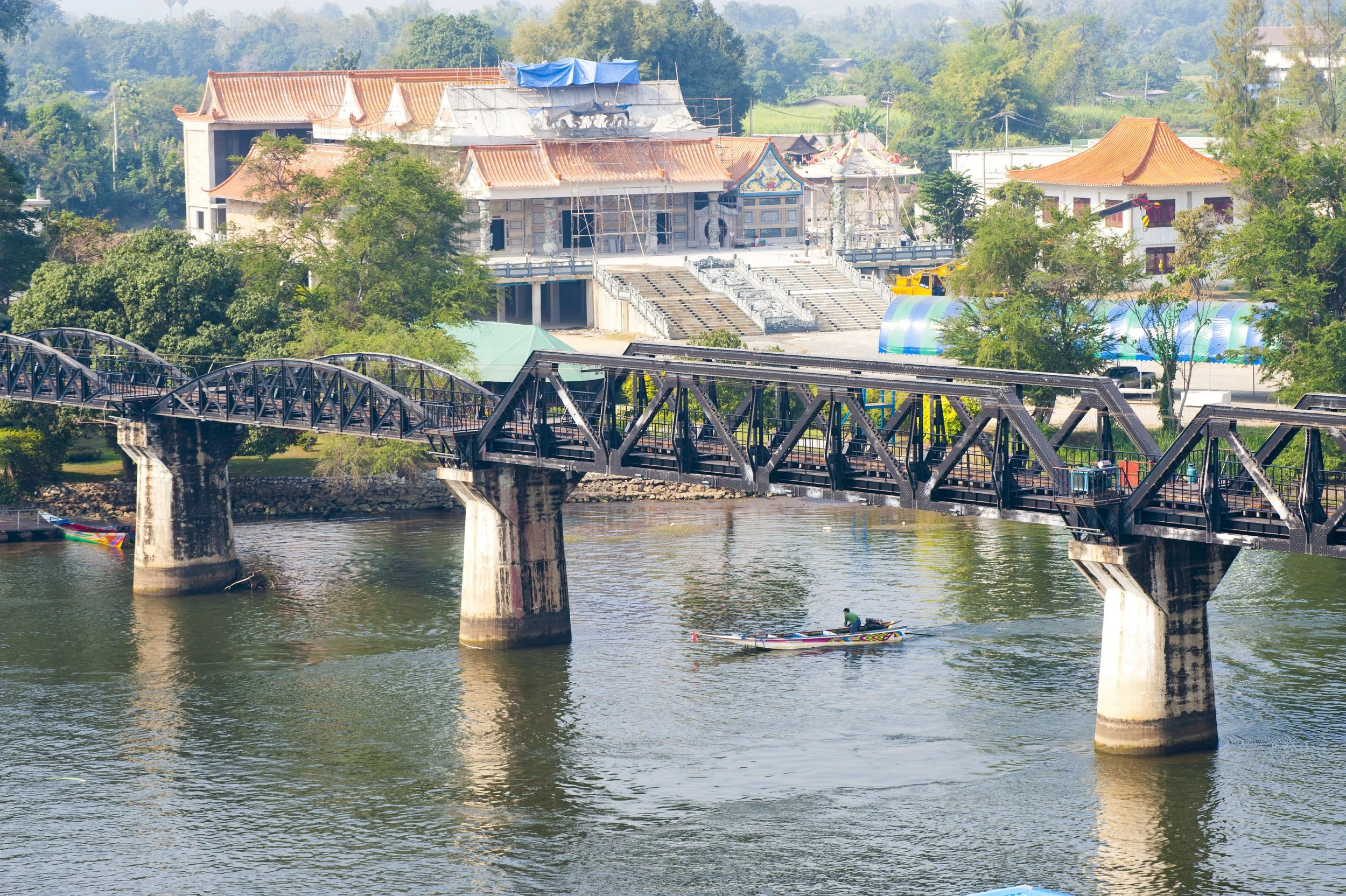 bridge-over-the-river-kwai-kanchanaburi-thailand-2024-09-23-01-23-43-utc.jpg