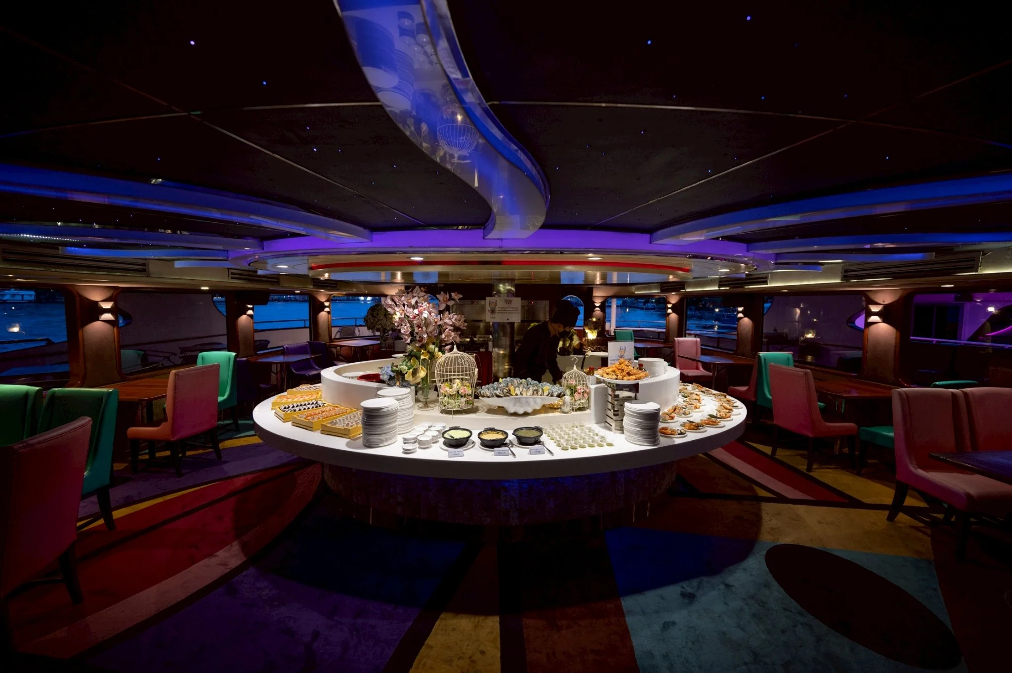 Sushi Bar - Middle Deck.jpg