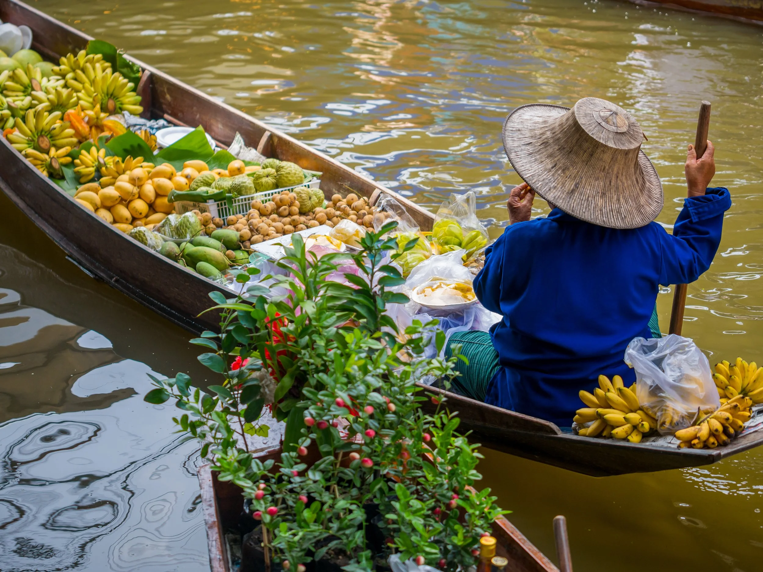damnoen-saduak-floating-market-in-ratchaburi-near-2025-02-10-12-24-37-utc.jpg