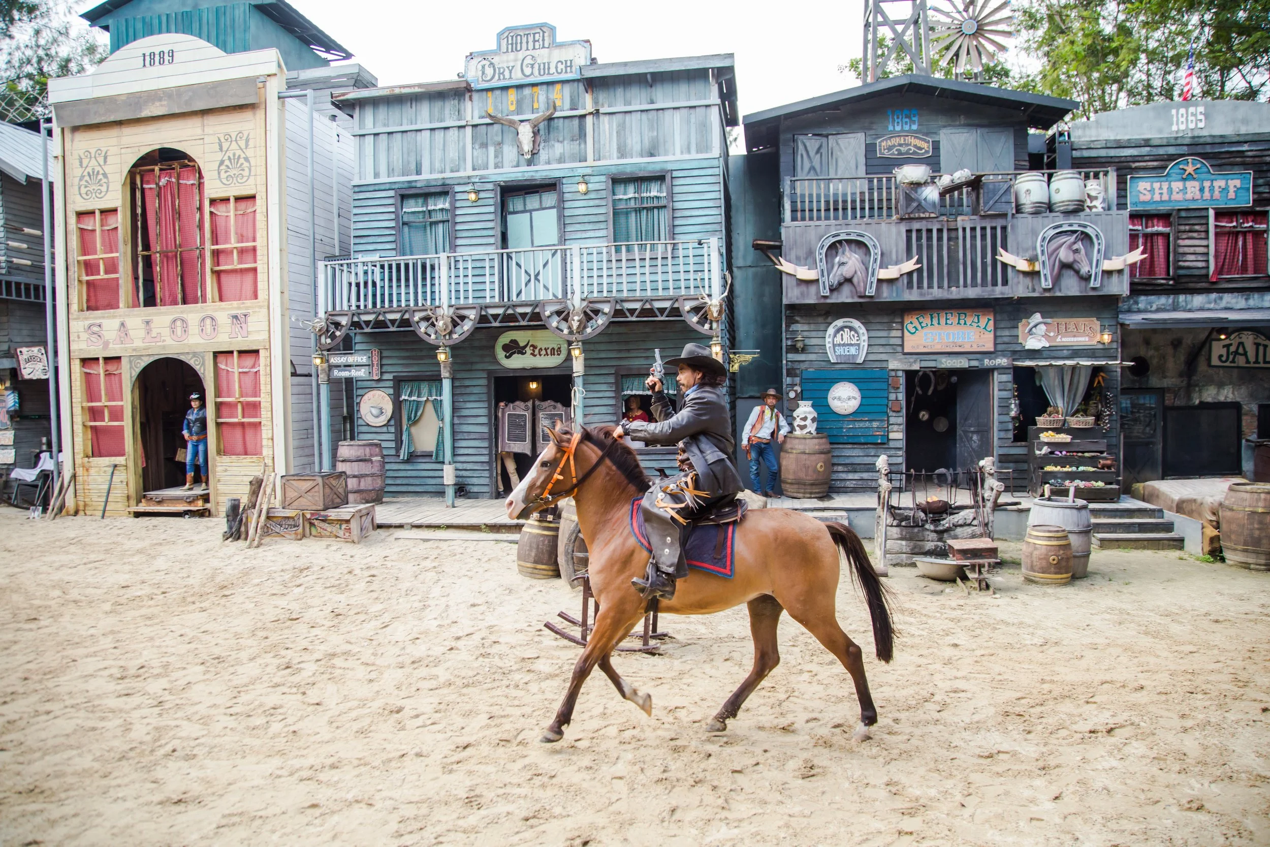 Stunt Show_03.jpg