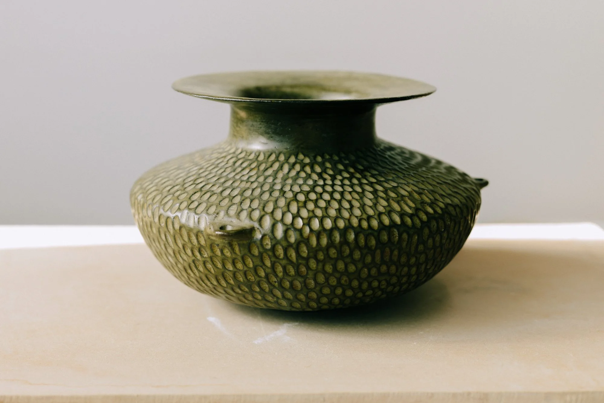 Green Small Vase With Three Ring Hooks