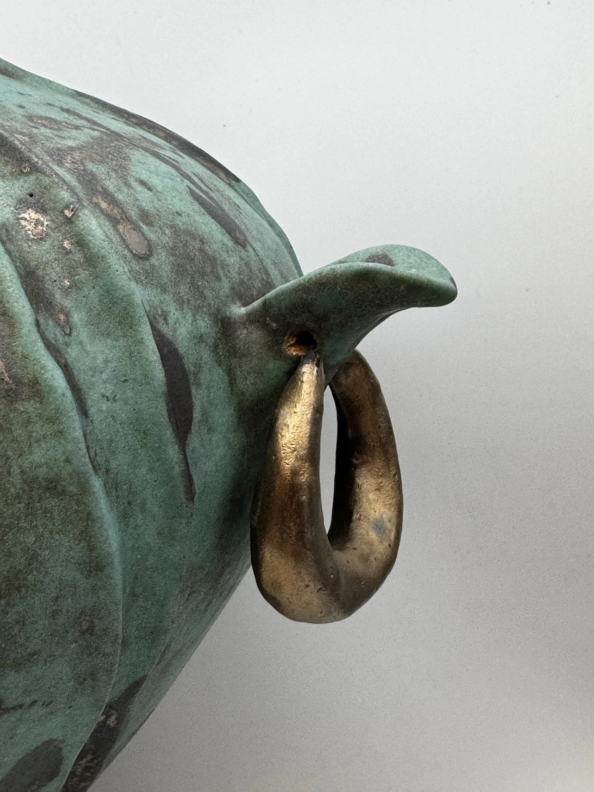 vase-hydria-RINGS-stoneware-detail.jpeg