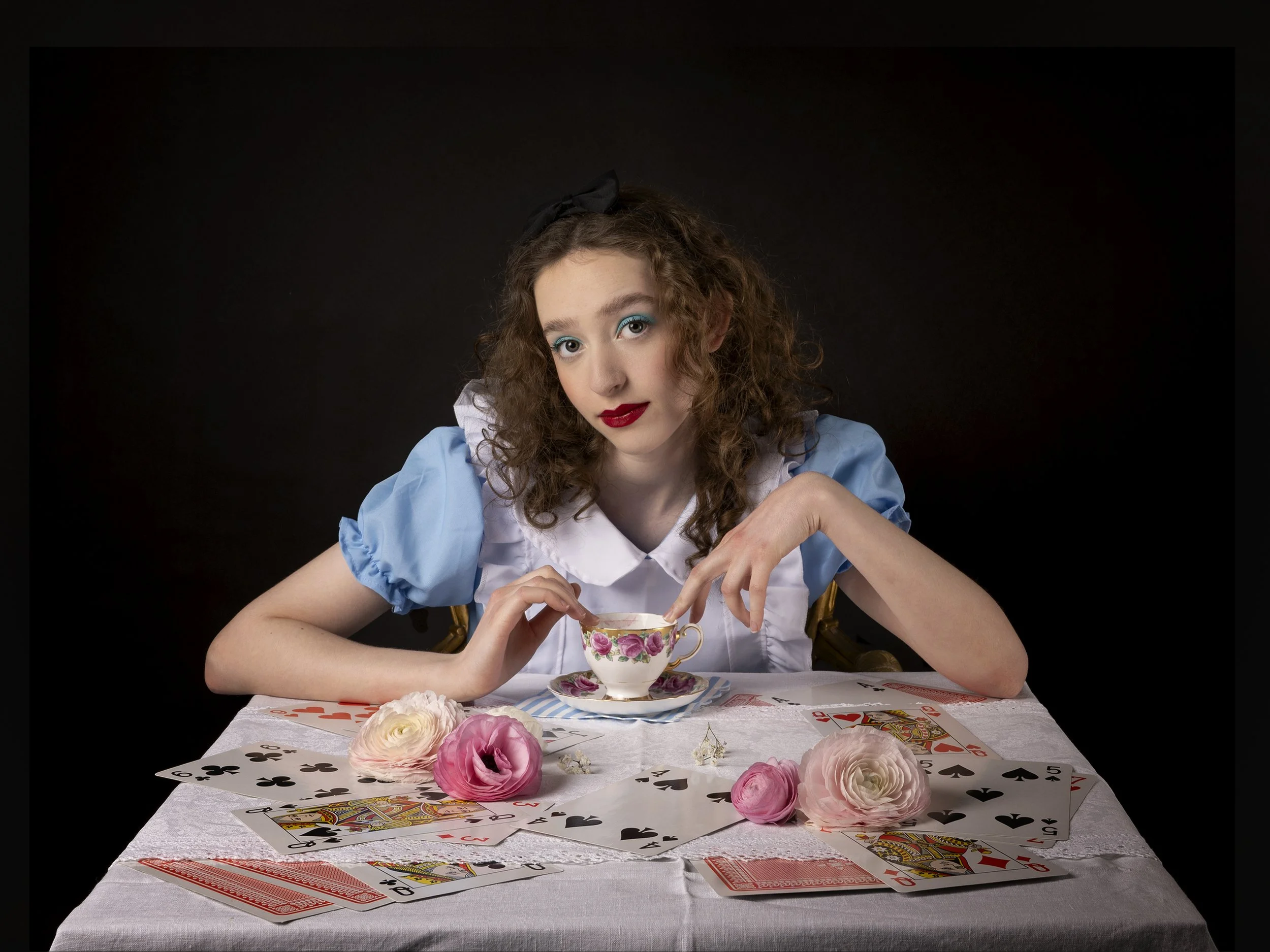 TB_ALICE IN WONDER_01.jpg