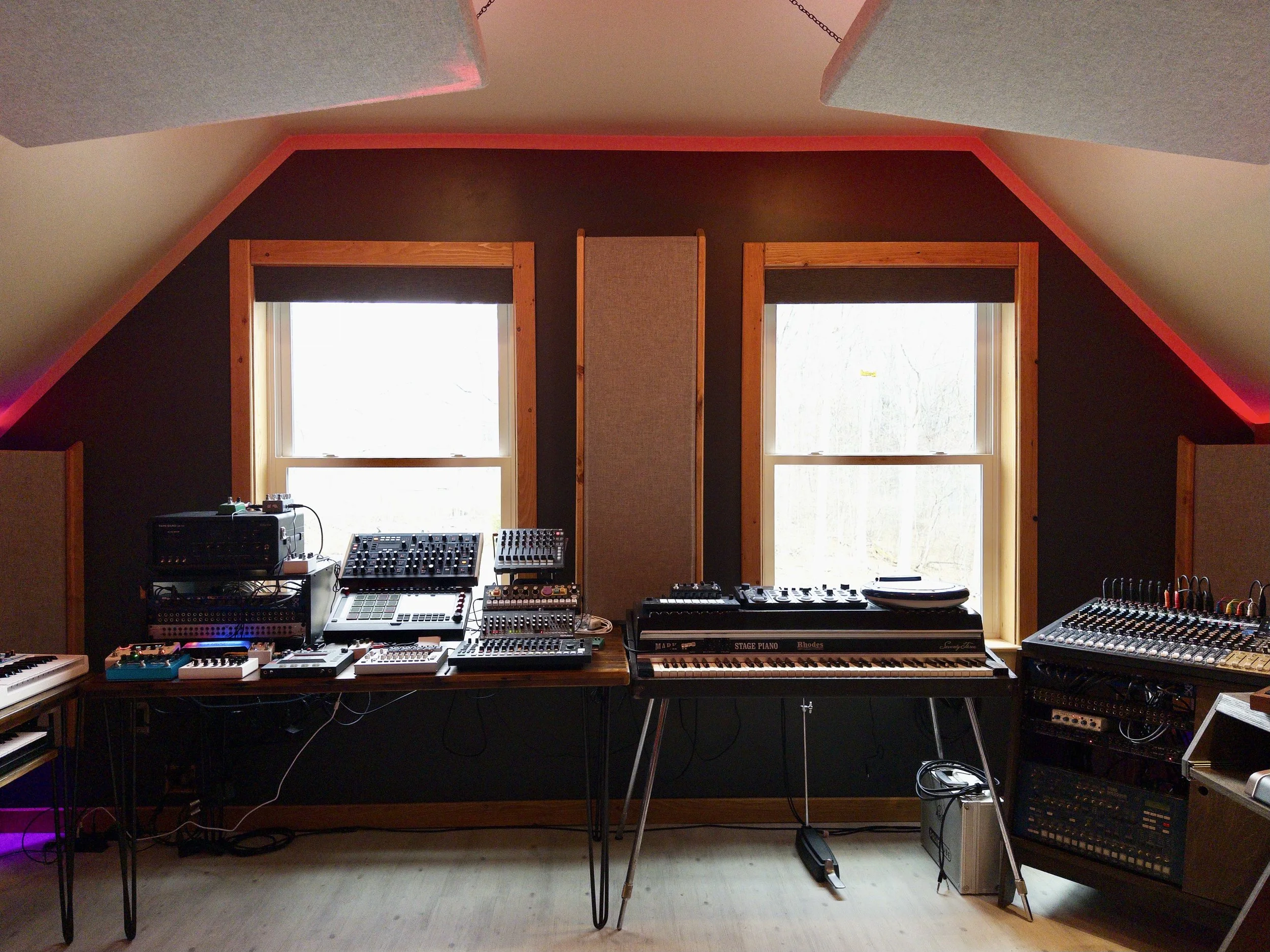 Studio synths and Rhodes view.