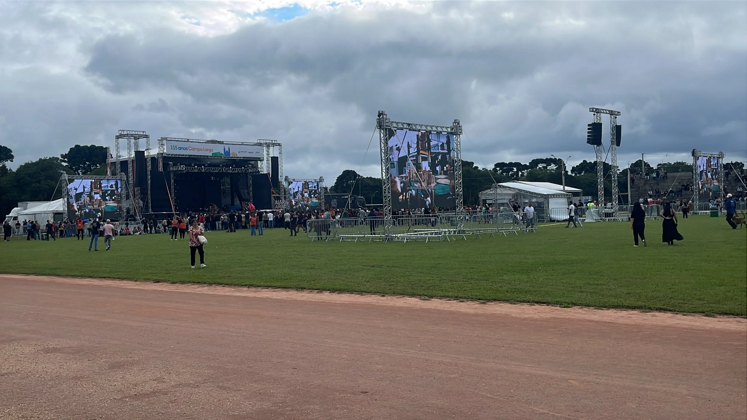 Aniversario de 155 anos de Campo Largo.
Painel de Led em parceria com a Luminy.