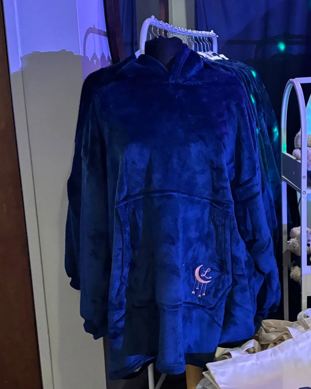 lmoon-blanket.jpg
