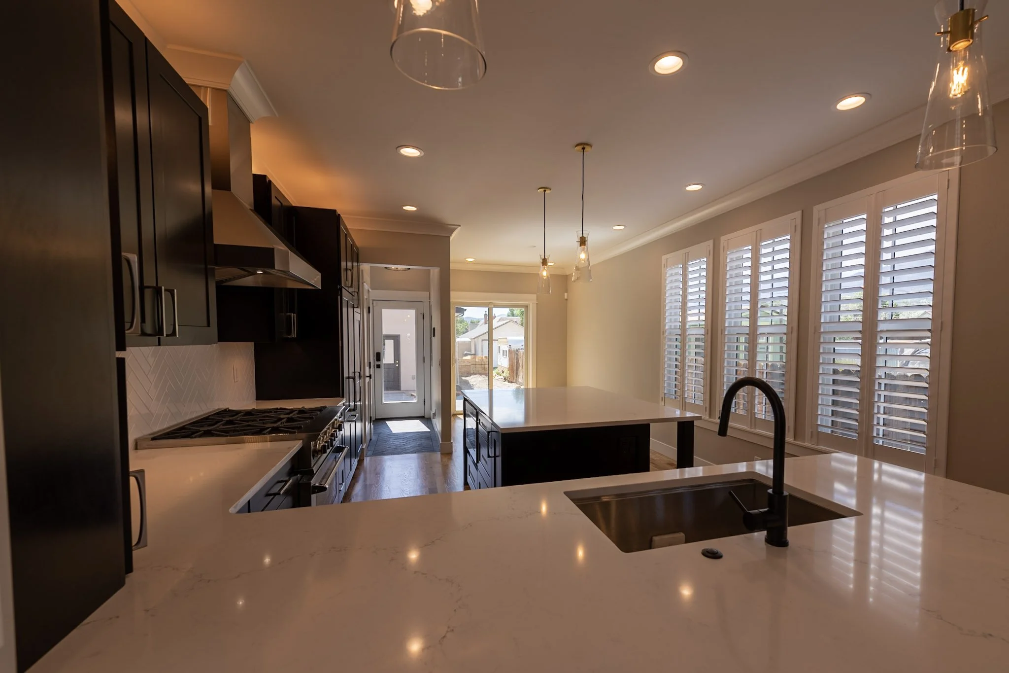 45-817 H St (44 of 112).jpg