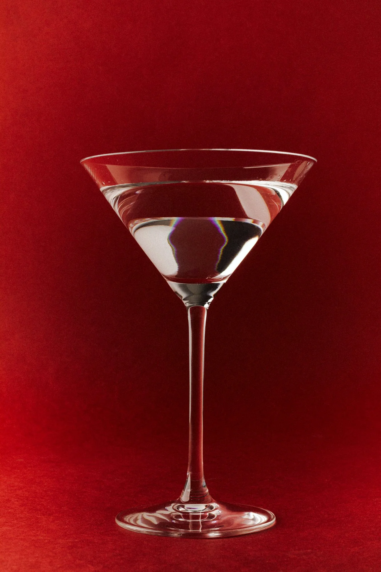 kaboompics_sophisticated-glassware-series-with-bold-red-backdrop-37403.jpg