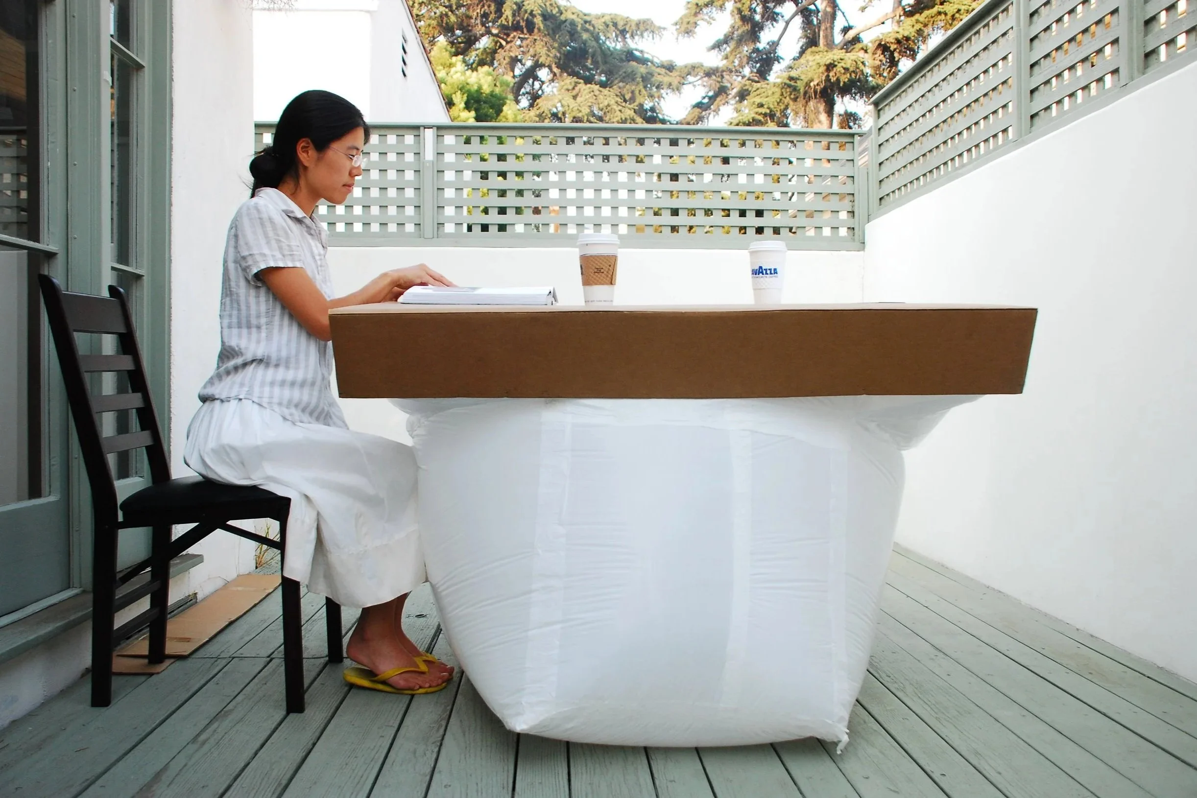 Floating Table
