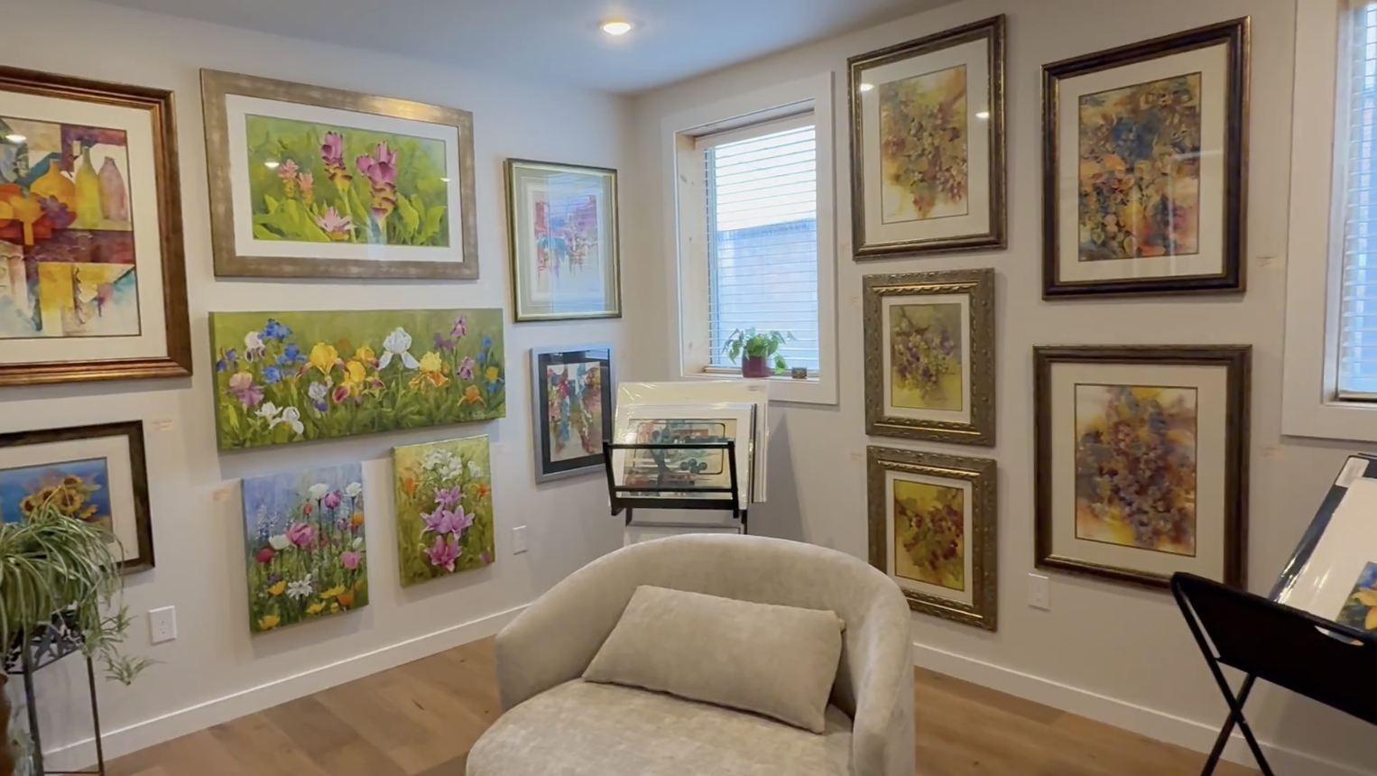 Anna Kern Fine Arts Studio and Gallery Image of interior