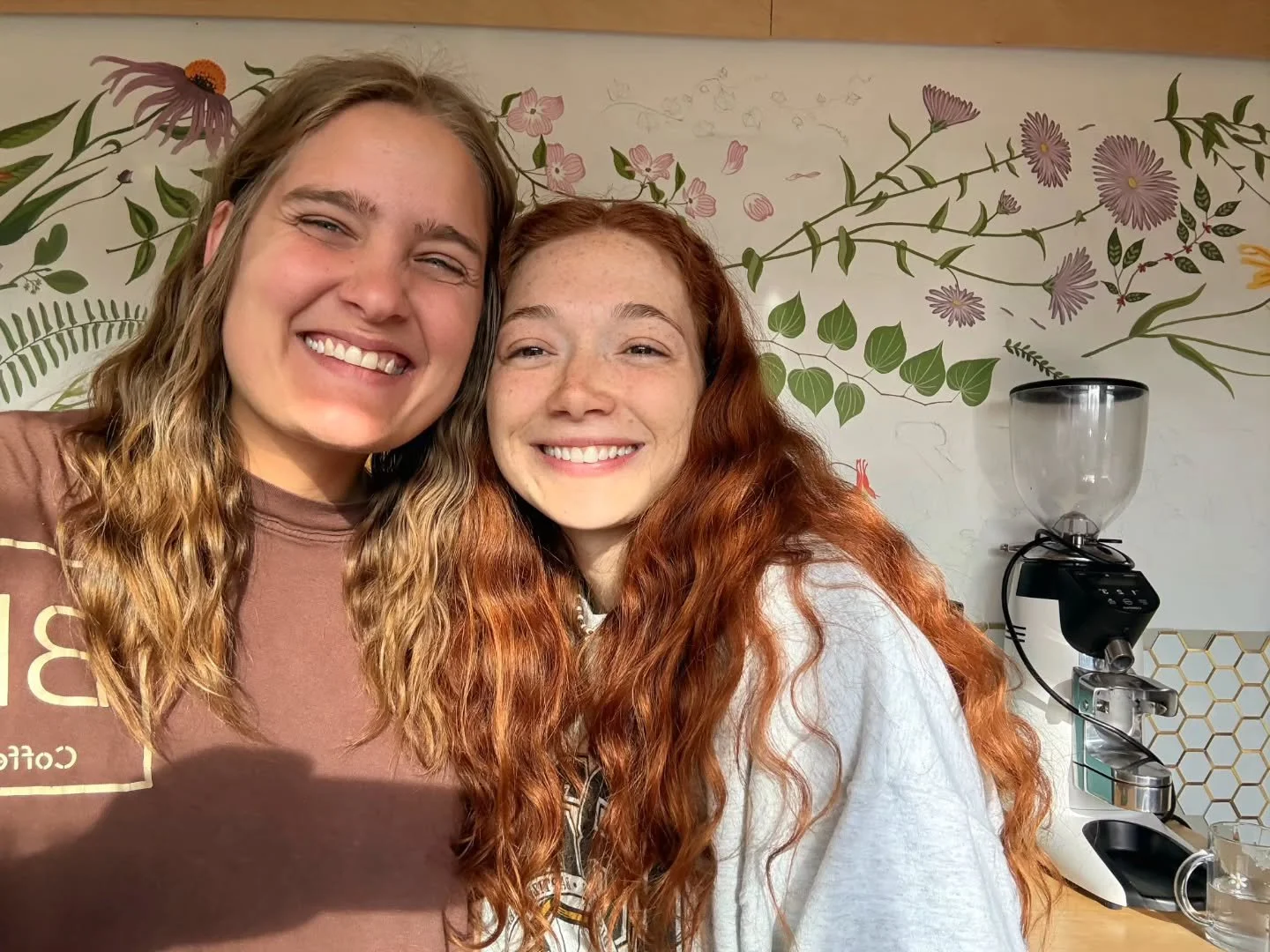 Please join us in wishing a very happy birthday to our sweet Auzlynd!! She is wildly gifted and we are so incredibly blessed to have her on our team! If you haven't had the chance to meet her you're truly missing out! She is definitely an outstanding