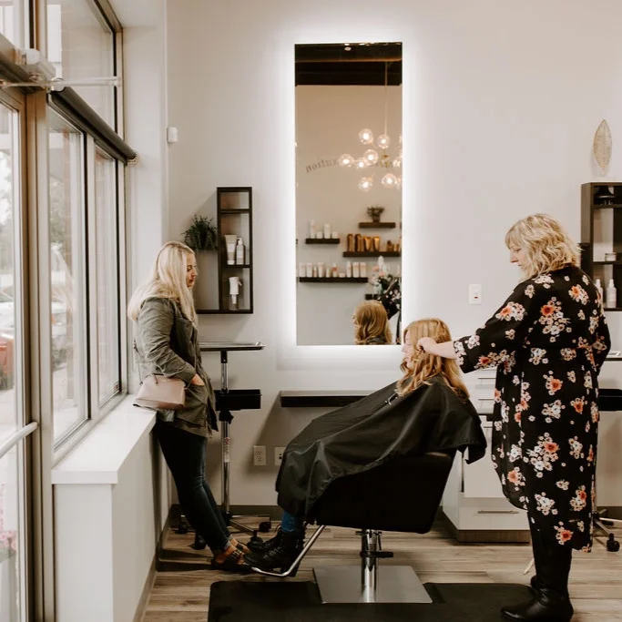 THE BABES OF SEVEN &amp; MANE.